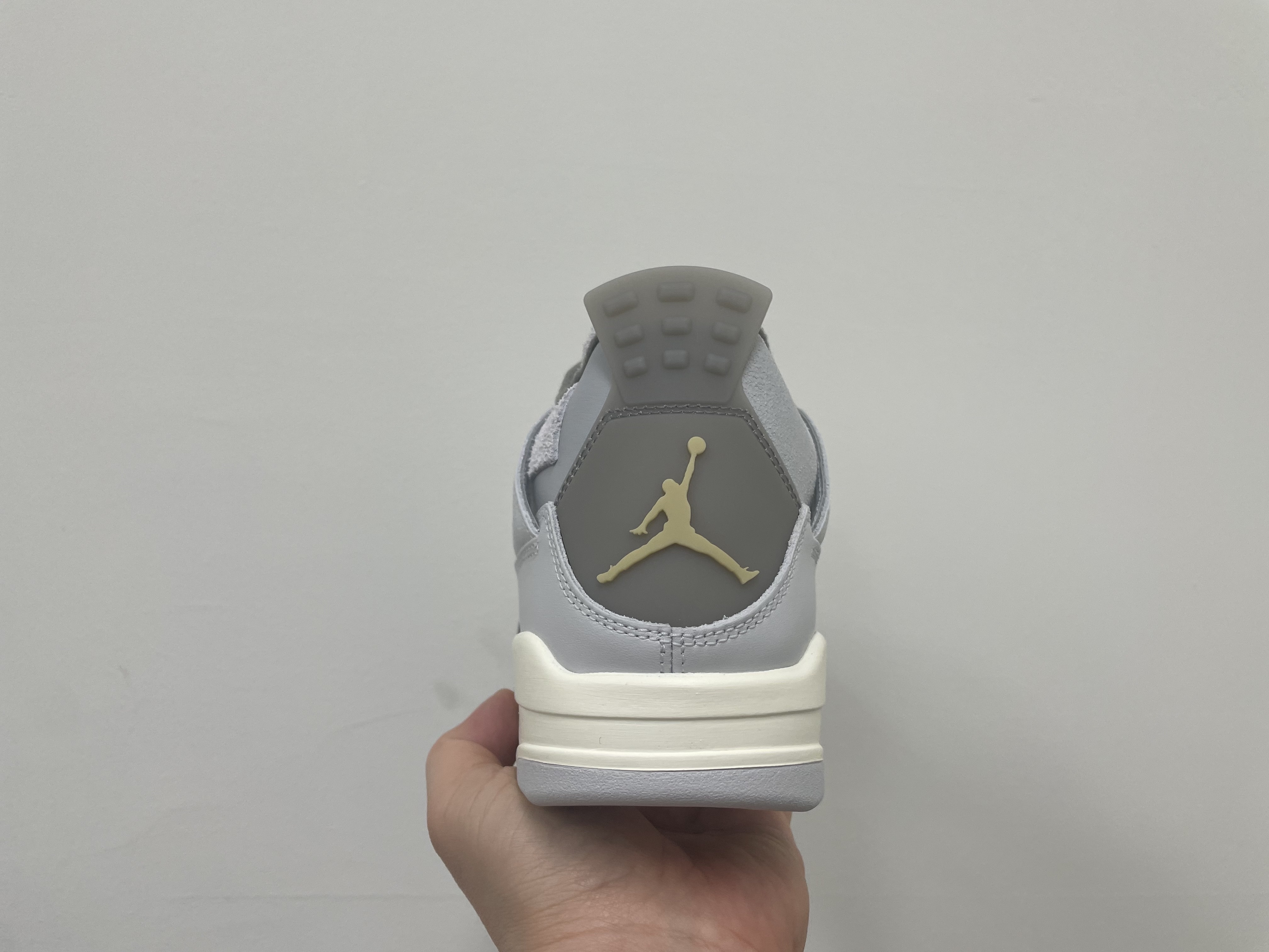 Jordan 4 Retro SE Craft 착용 스타일 - 5