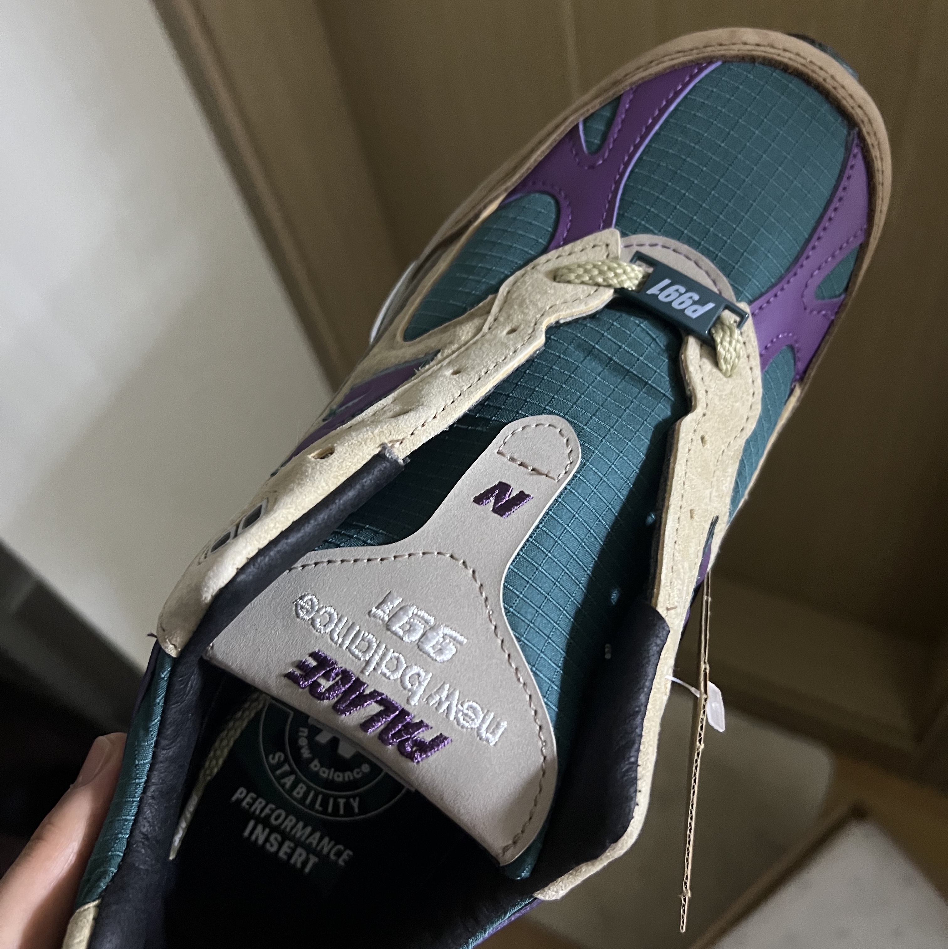 New Balance x Palace 991 Made in UK Teal Brown 착용 스타일 - 2