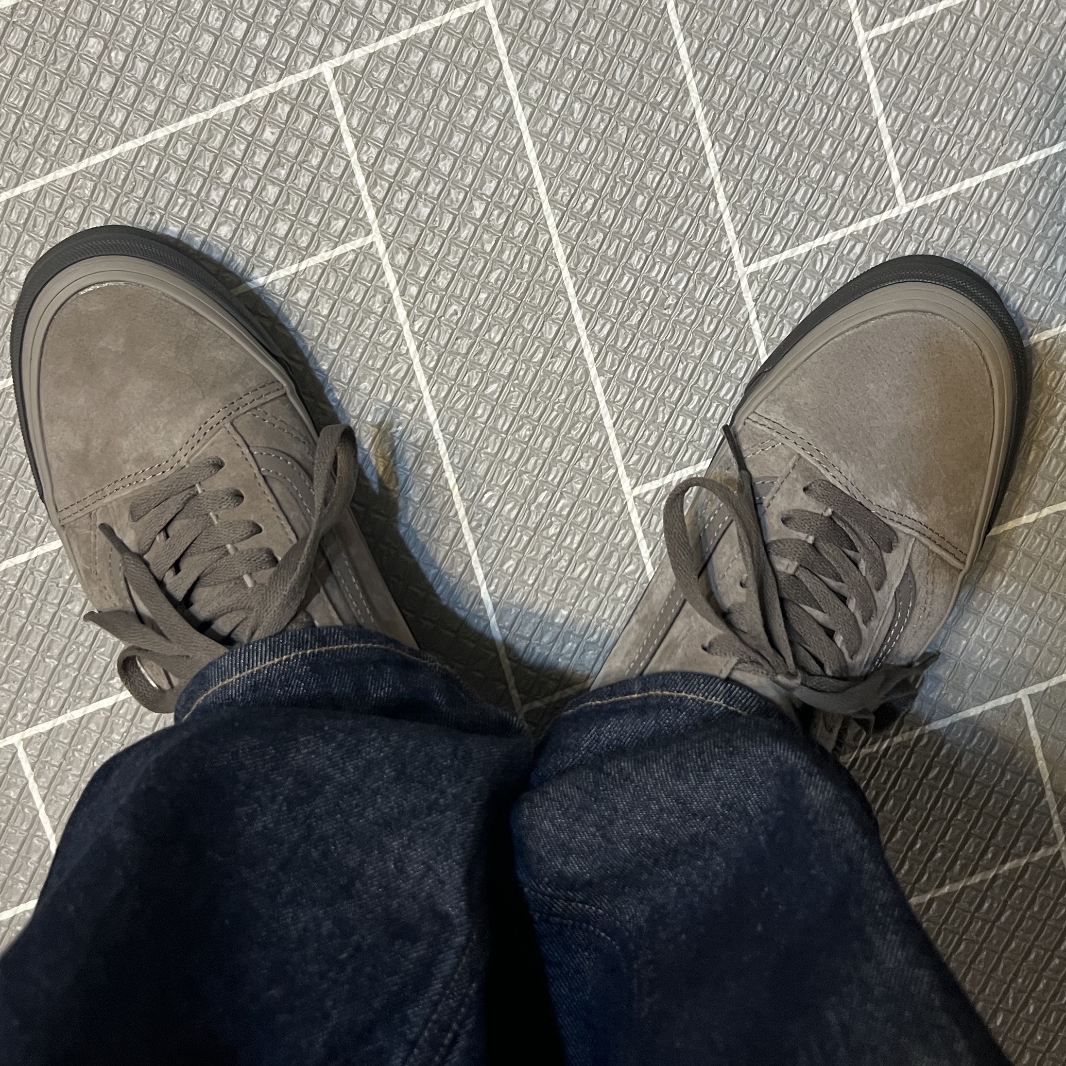 Vans Vault x WTAPS OG Old Skool LX Coyote, Auralee Hard Twist Denim Wide Pants Indigo 착용 스타일 - 4
