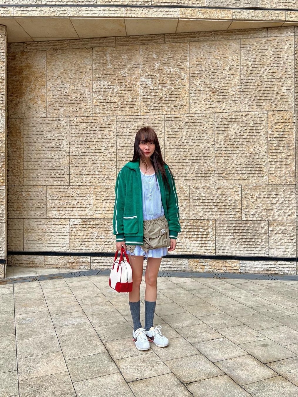 (W) Nike Cortez 23 Orewood Brown and Earth 착용 스타일