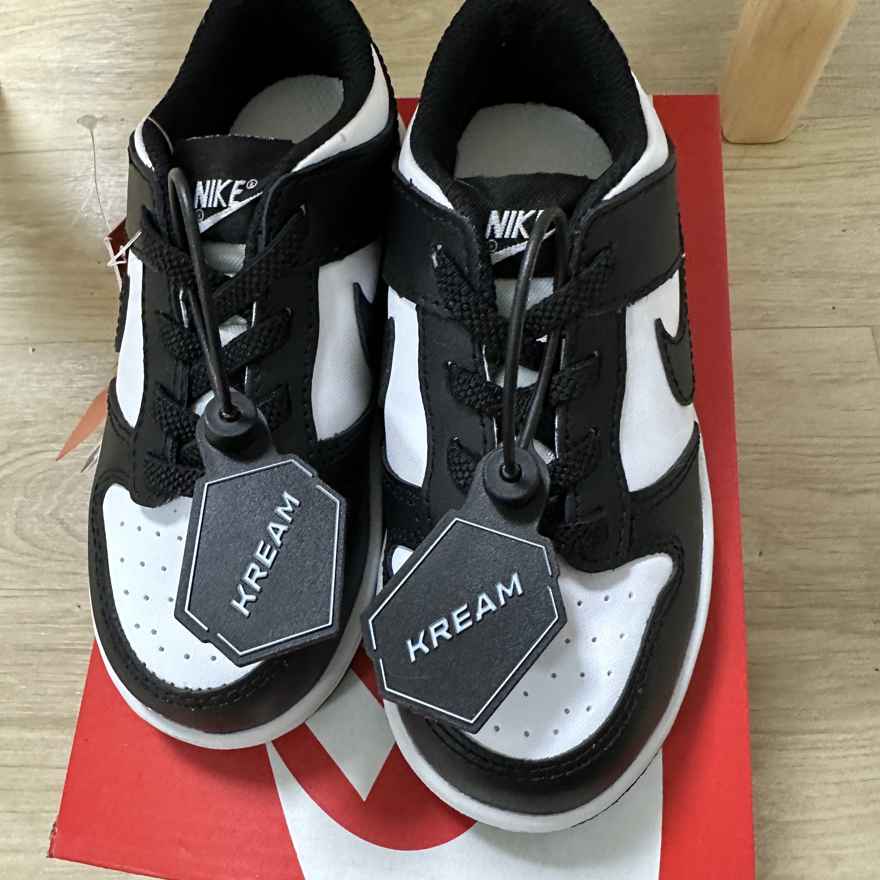 (TD) Nike Dunk Low Black 착용 스타일