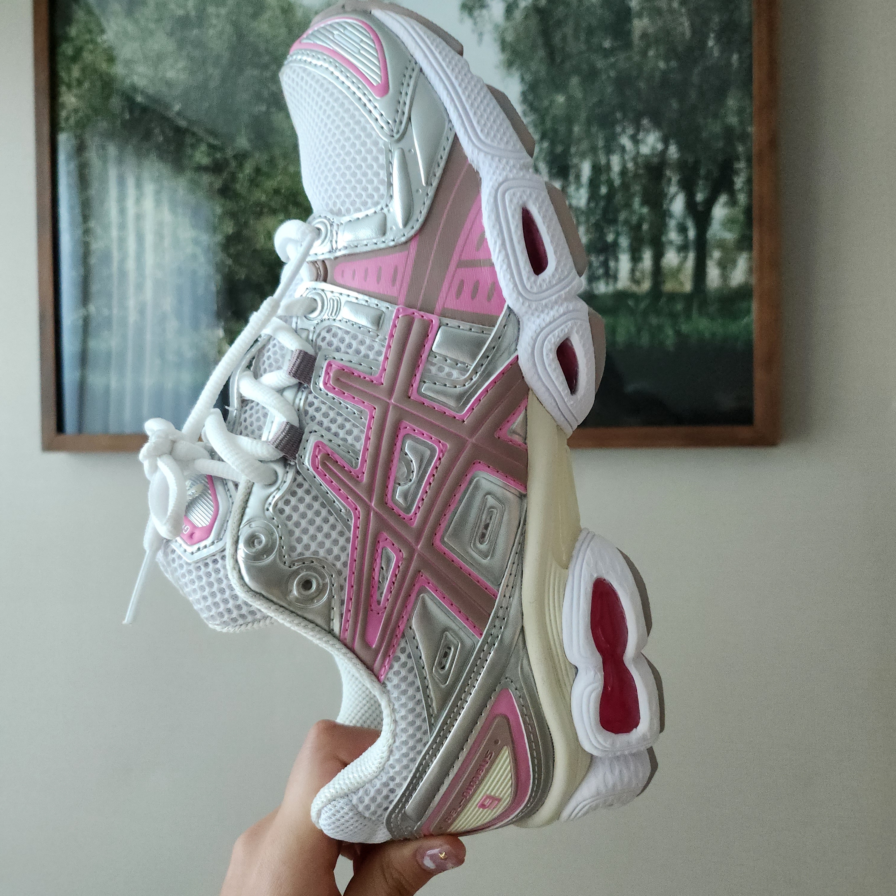 (W) Asics Gel-Nimbus 9 White Pure Silver 착용 스타일