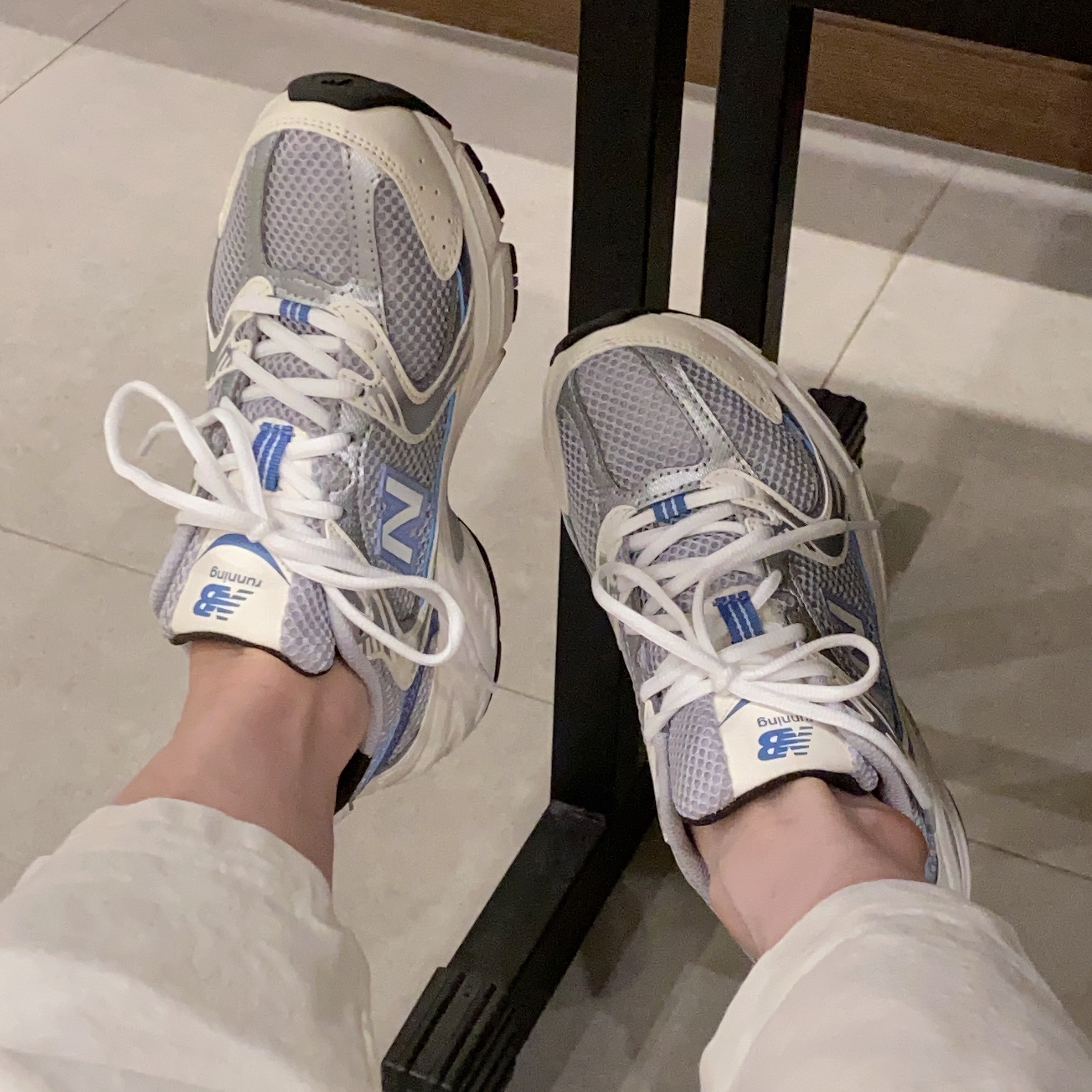 New Balance 530 Steel Blue 착용 스타일