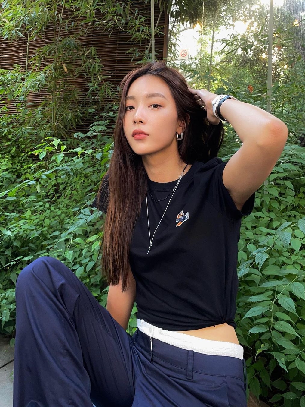 Maison Kitsune Dressed Fox Patch Classic T-Shirt Black, (W) Maison Kitsune Dressed Fox Patch Classic T-Shirt Black 착용 스타일