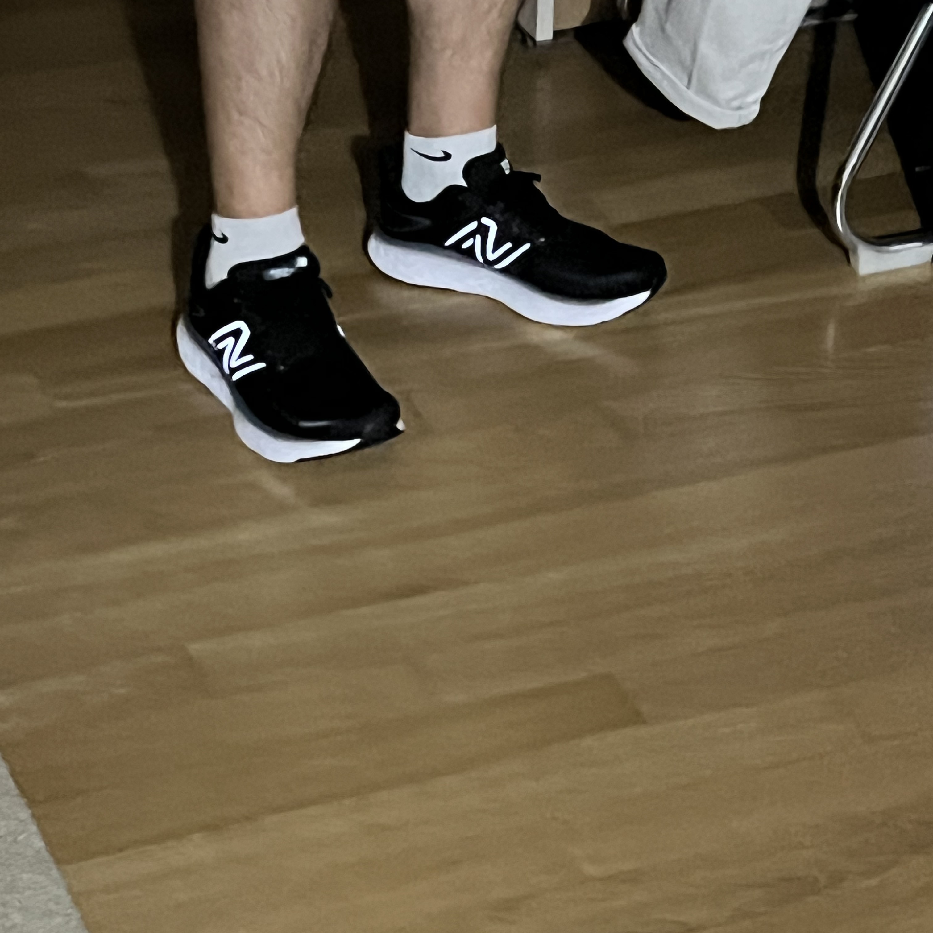 New Balance Fresh Foam X 1080v12 Black - 2E Wide 착용 스타일 - 1