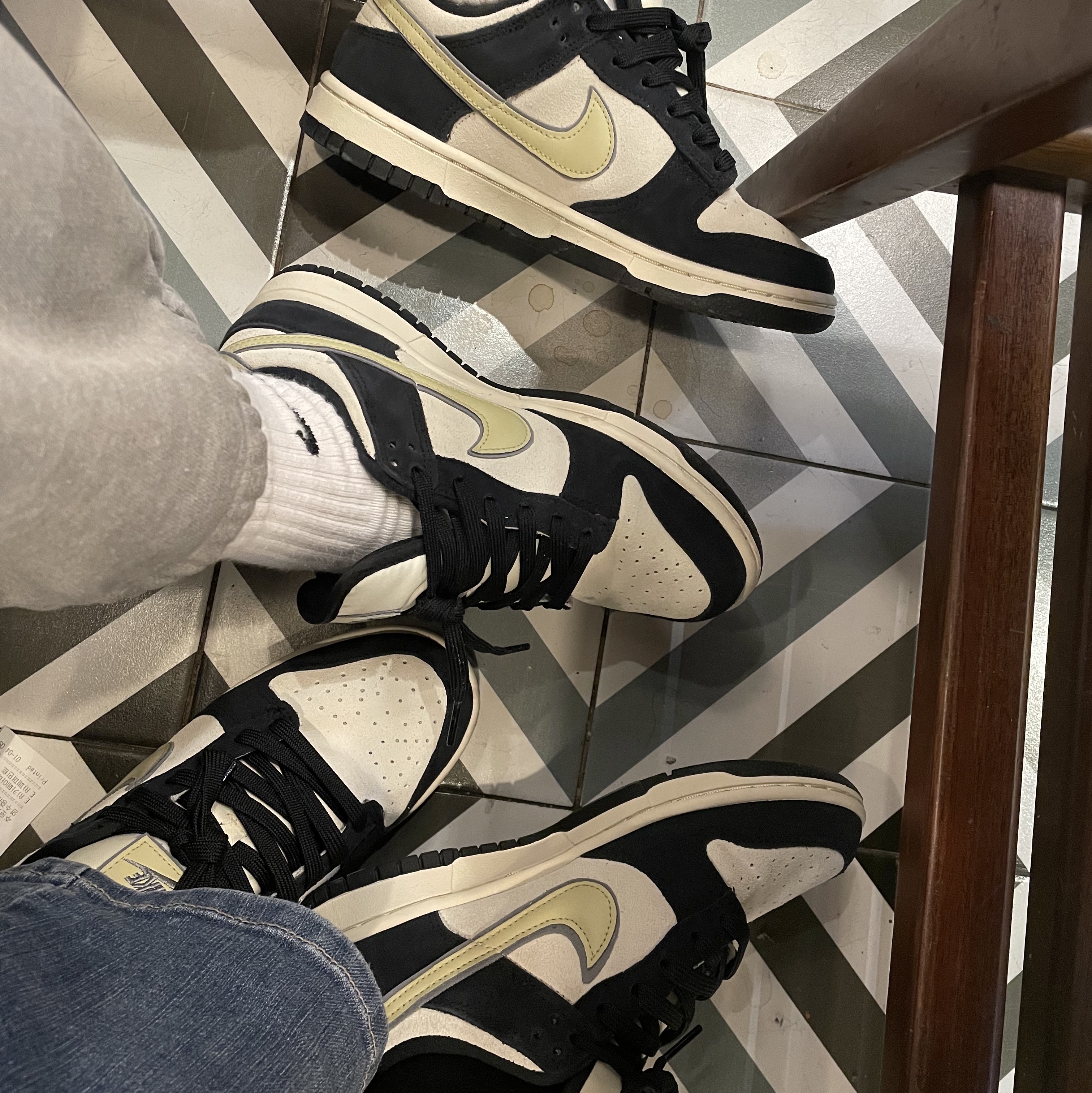 (W) Nike Dunk Low LX Black Suede 착용 스타일
