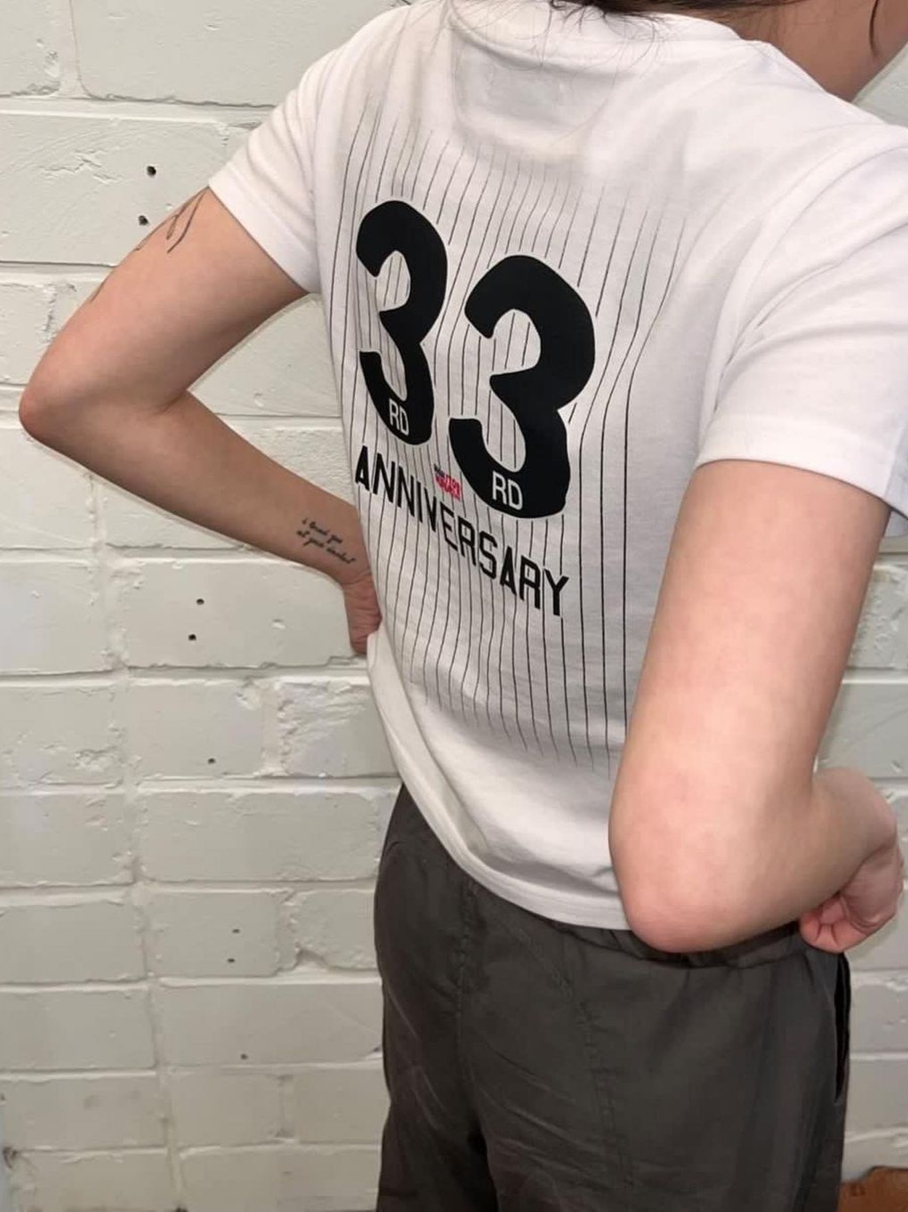 Safarispot Women 1/2 Safarispots Magazine Tee White 착용 스타일 - 2