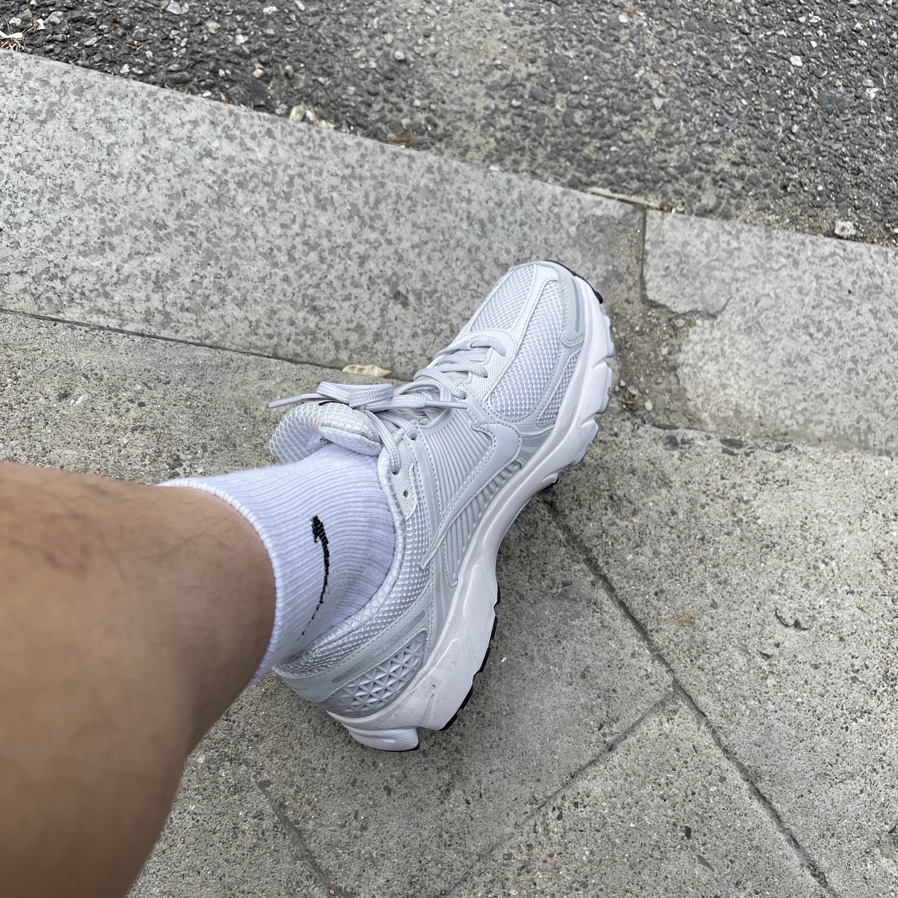 Nike Zoom Vomero 5 SP Vast Grey 2023 착용 스타일