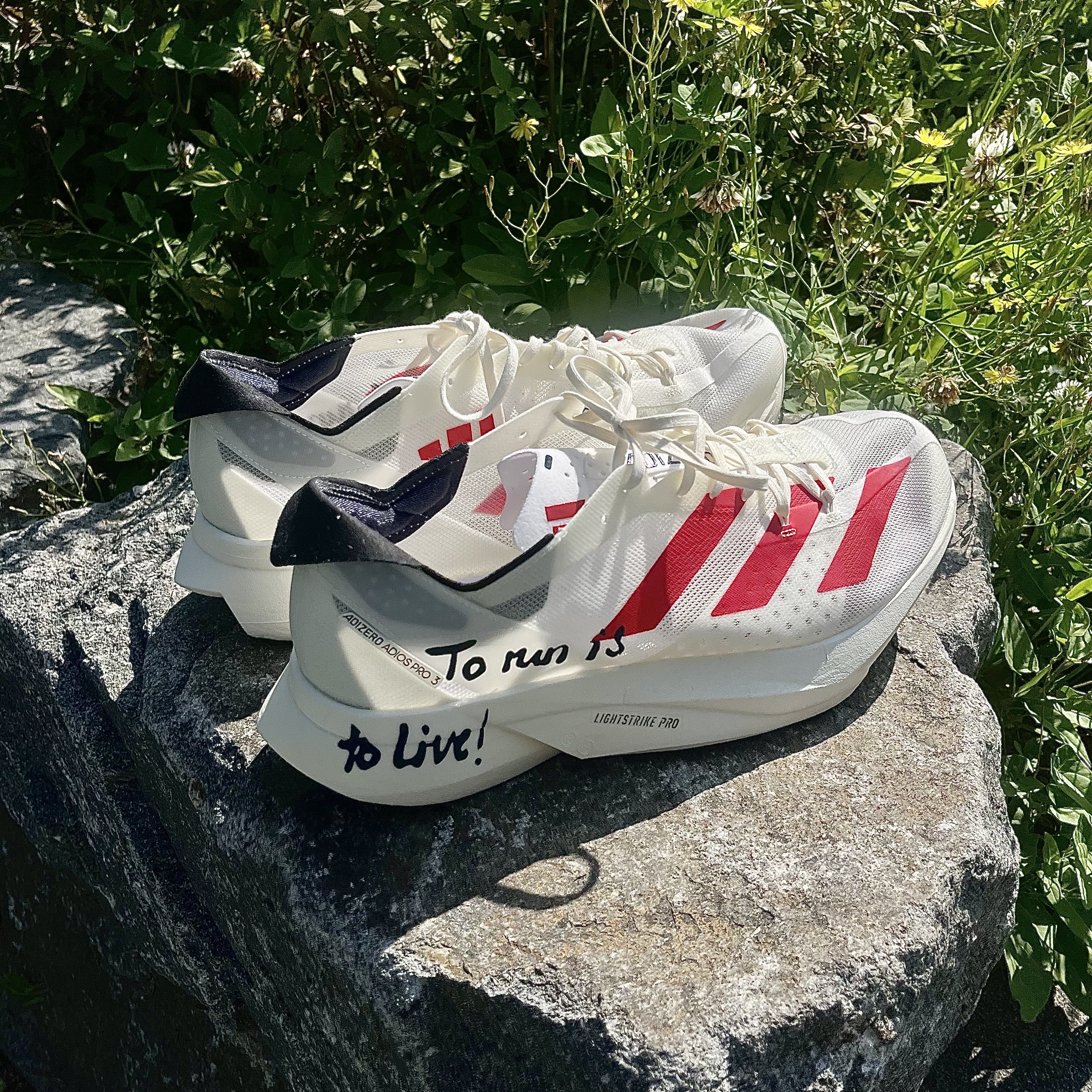 Adidas Adizero Adios Pro 3 Off White Better Scarlet 착용 스타일