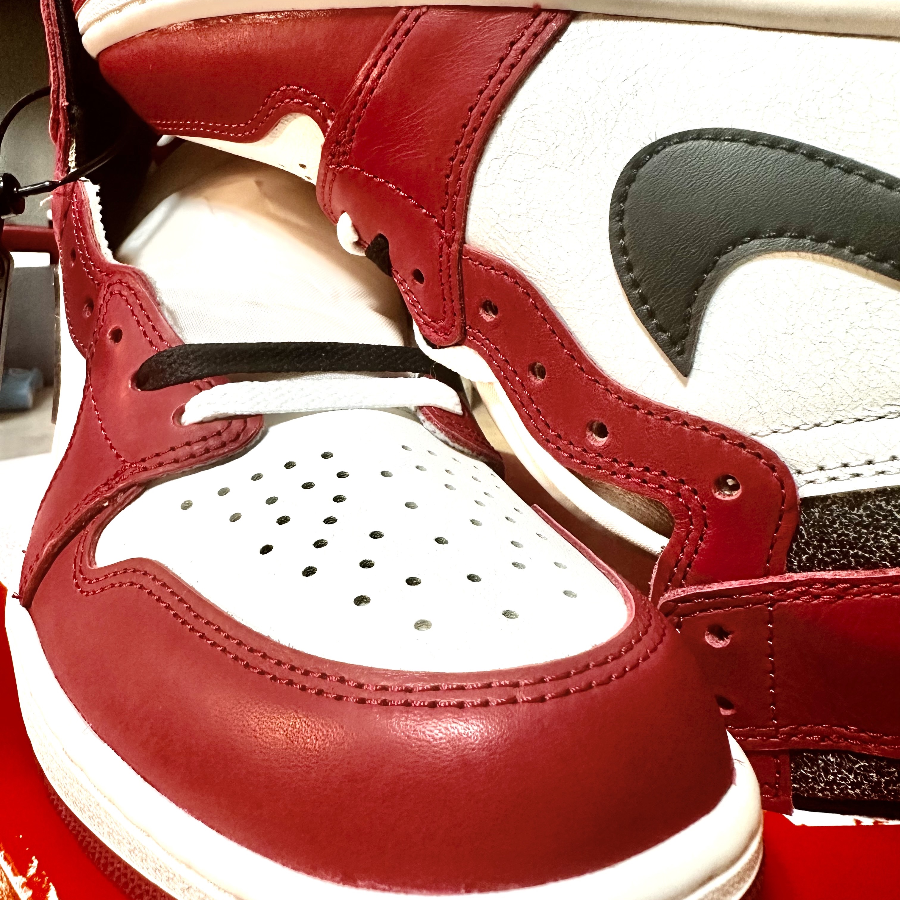 Jordan 1 Retro High OG Chicago 2022 착용 스타일 - 1