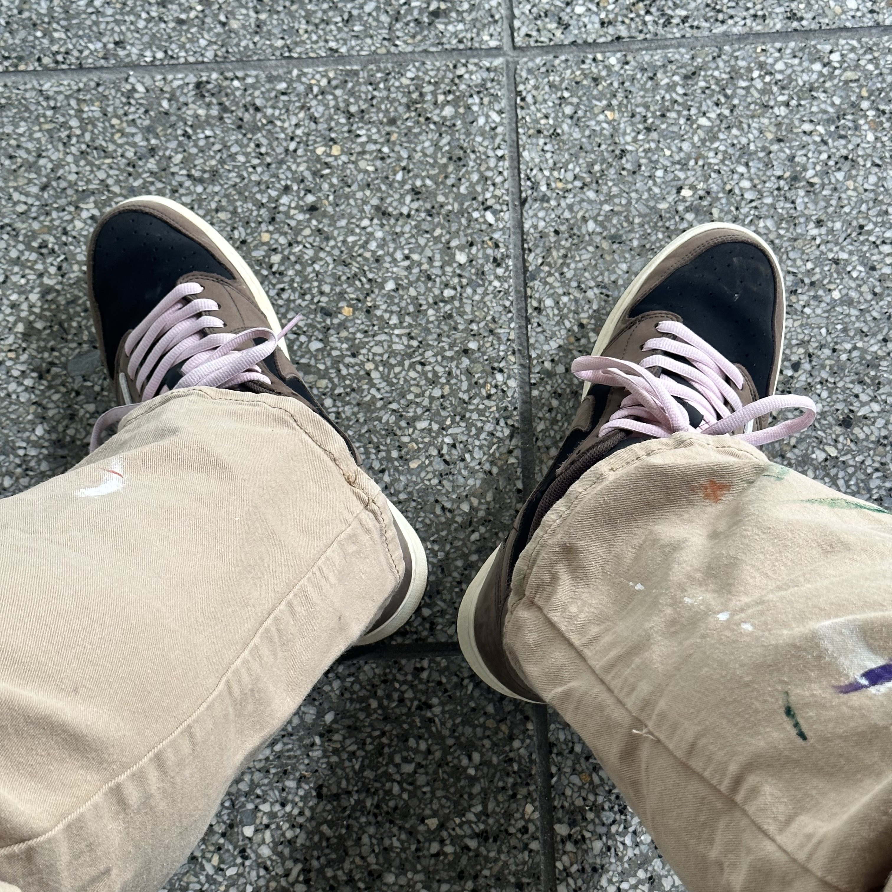 Jordan 1 x Travis Scott Retro Low OG SP Mocha 착용 스타일