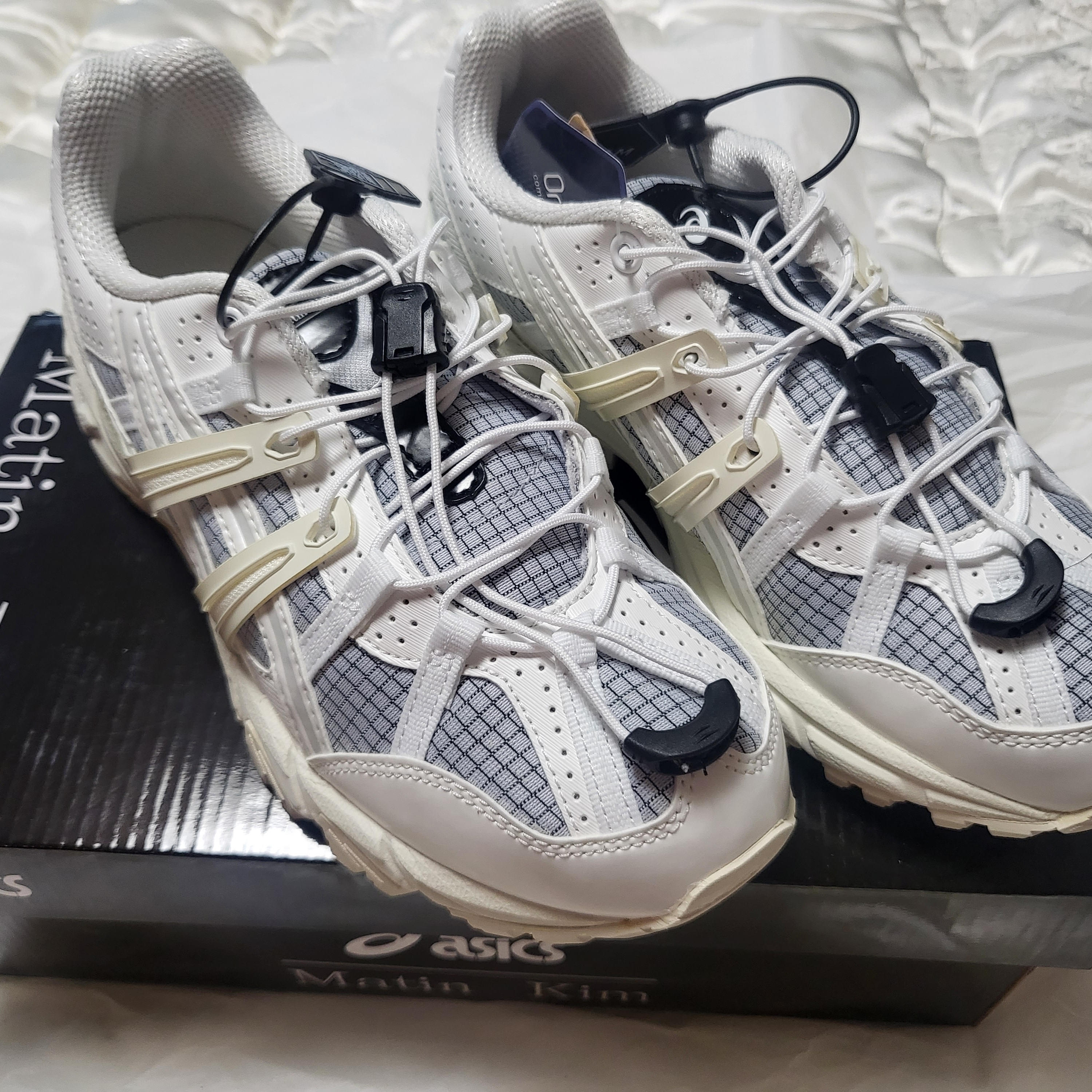 (W) Asics x Matin Kim Gel-Sonoma 15-50 Glacier Grey White 착용 스타일