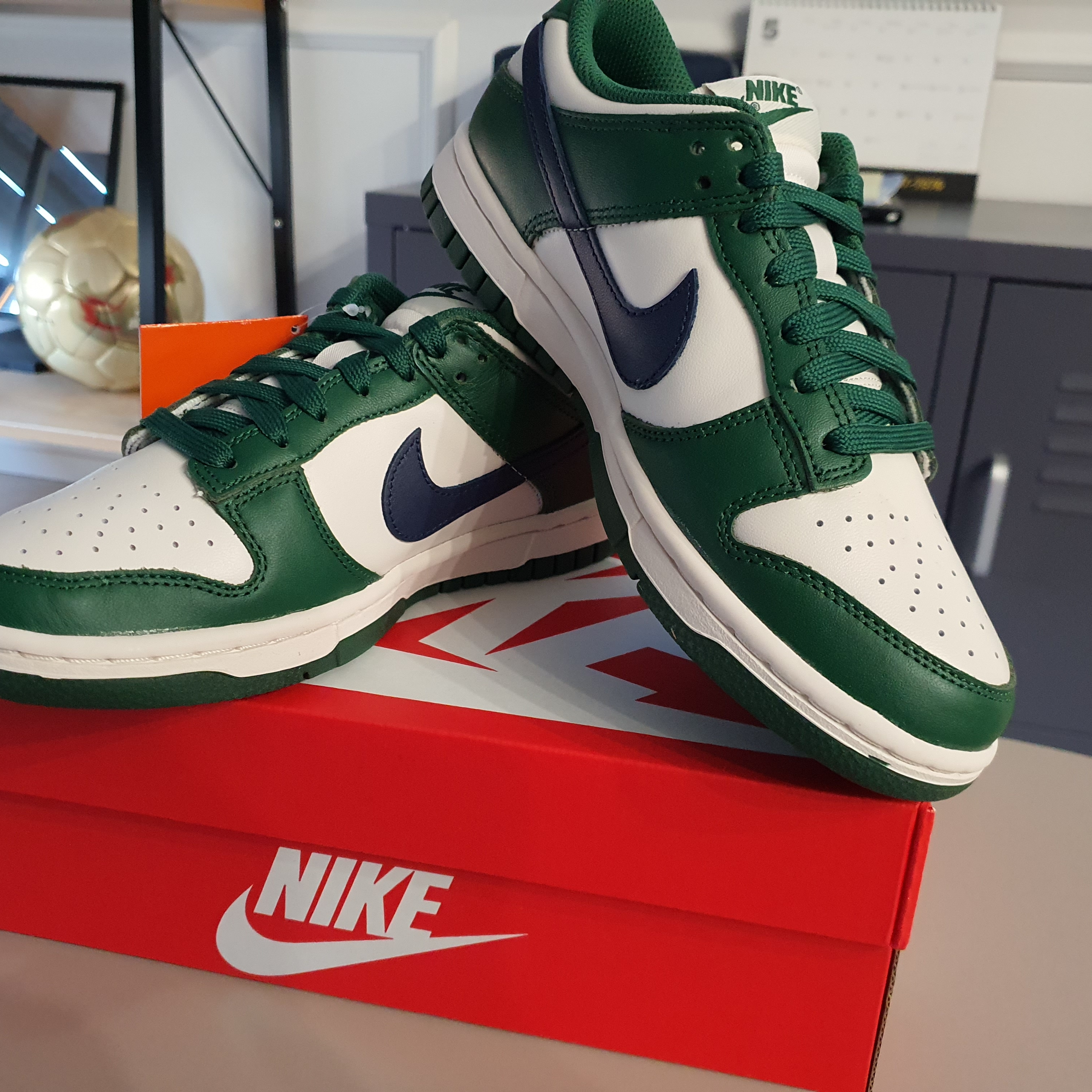 (W) Nike Dunk Low Gorge Green 착용 스타일 - 1