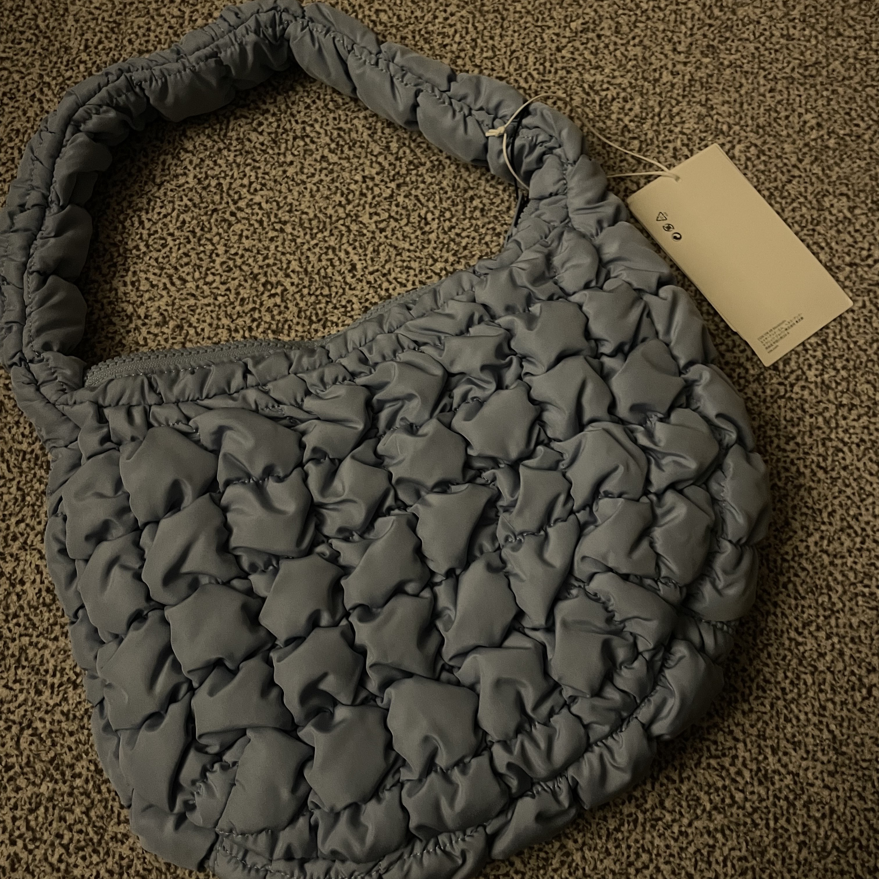 COS Quilted Mini Bag Light Blue 착용 스타일