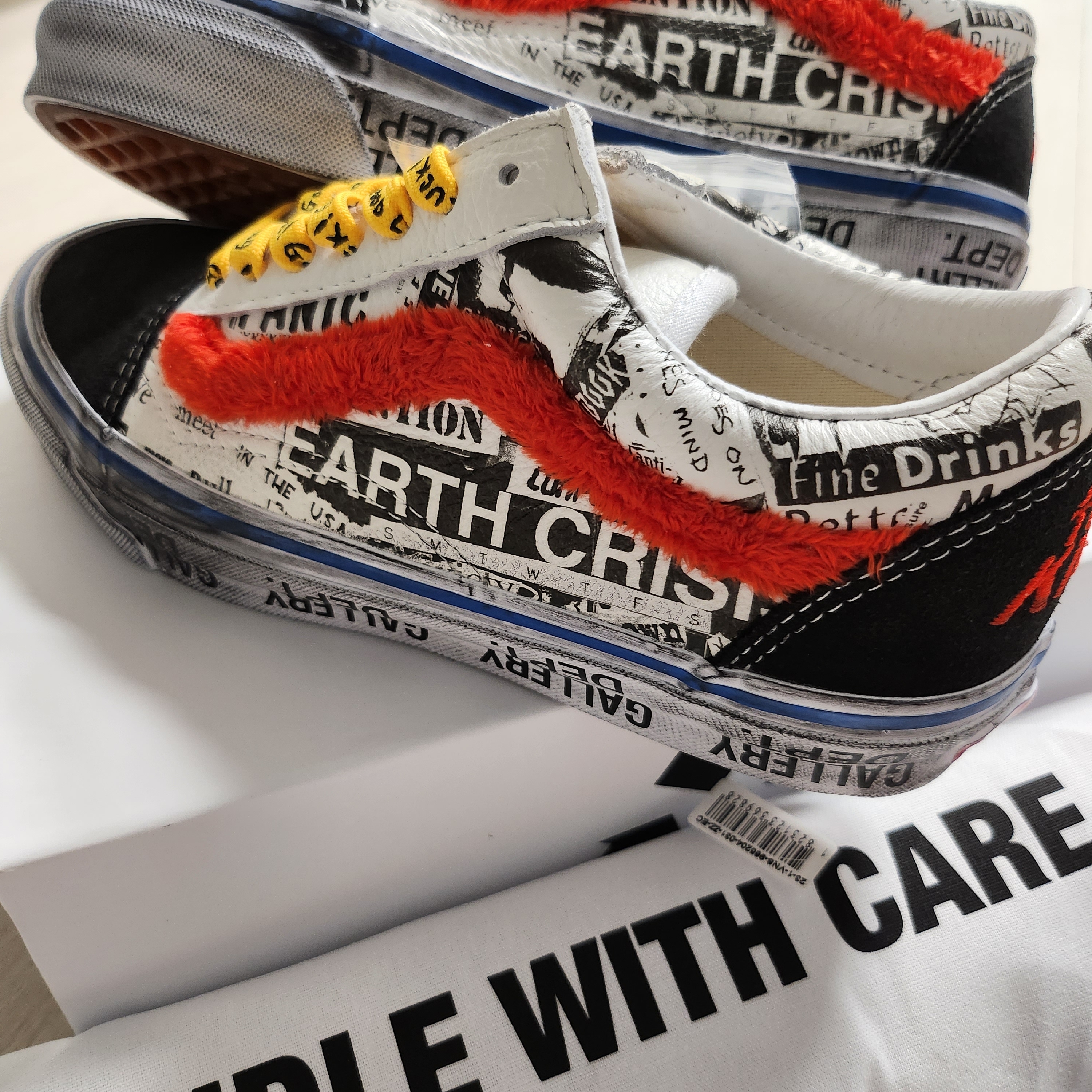 Vans Vault x Gallery Dept. OG Old Skool LX 착용 스타일