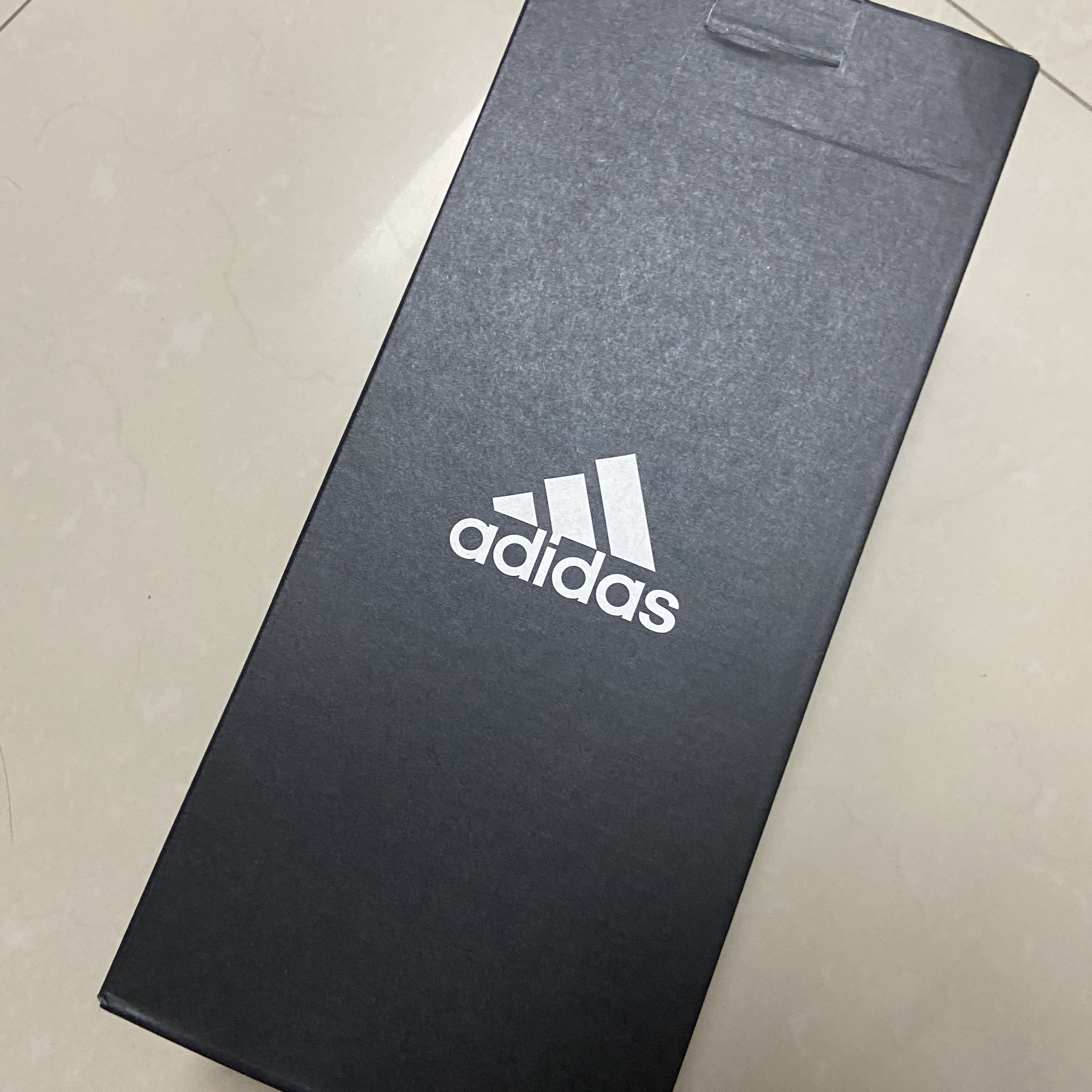 Adidas Alphabounce Slide Core Black 착용 스타일 - 2
