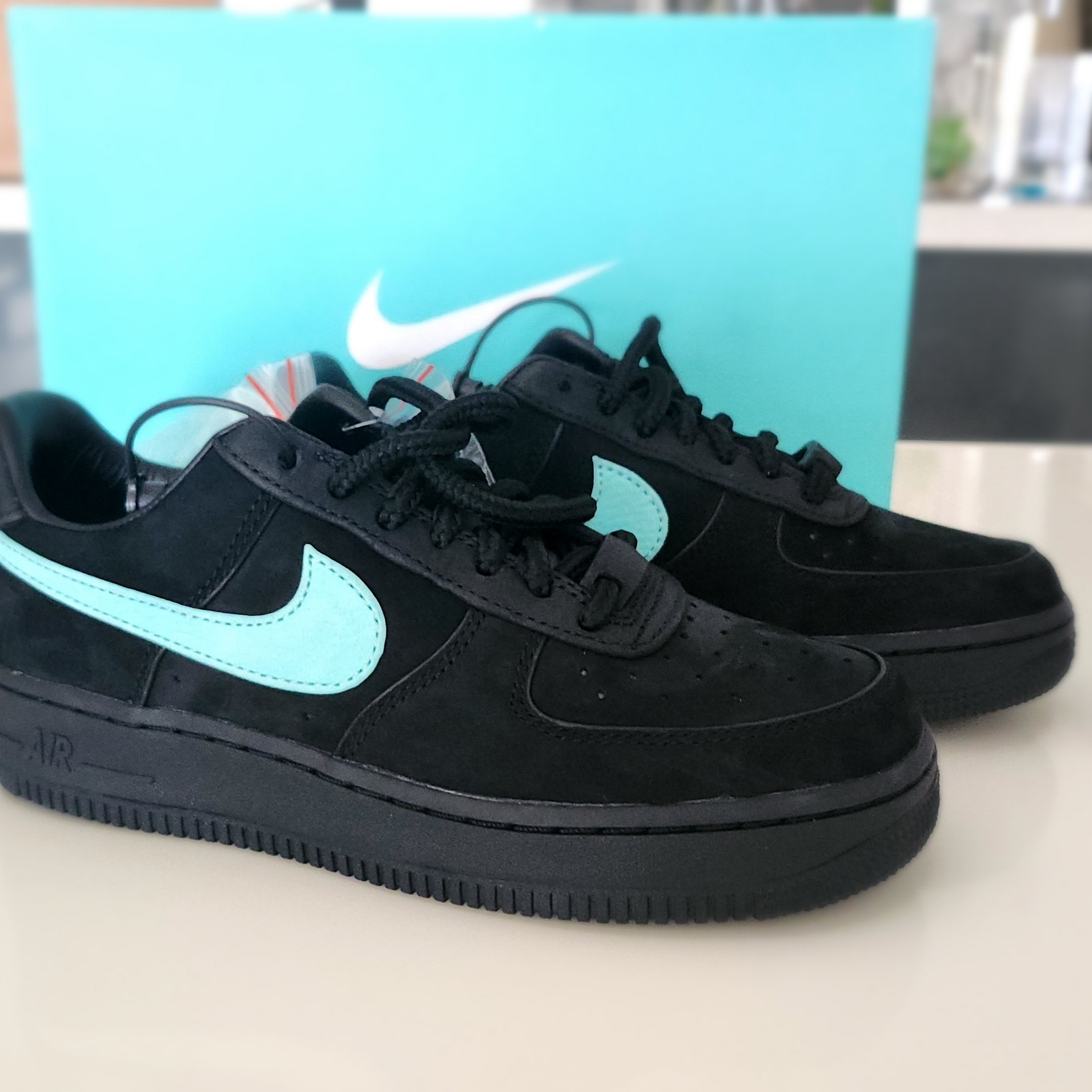 Nike x Tiffany & Co. Air Force 1 Low SP 1837 착용 스타일