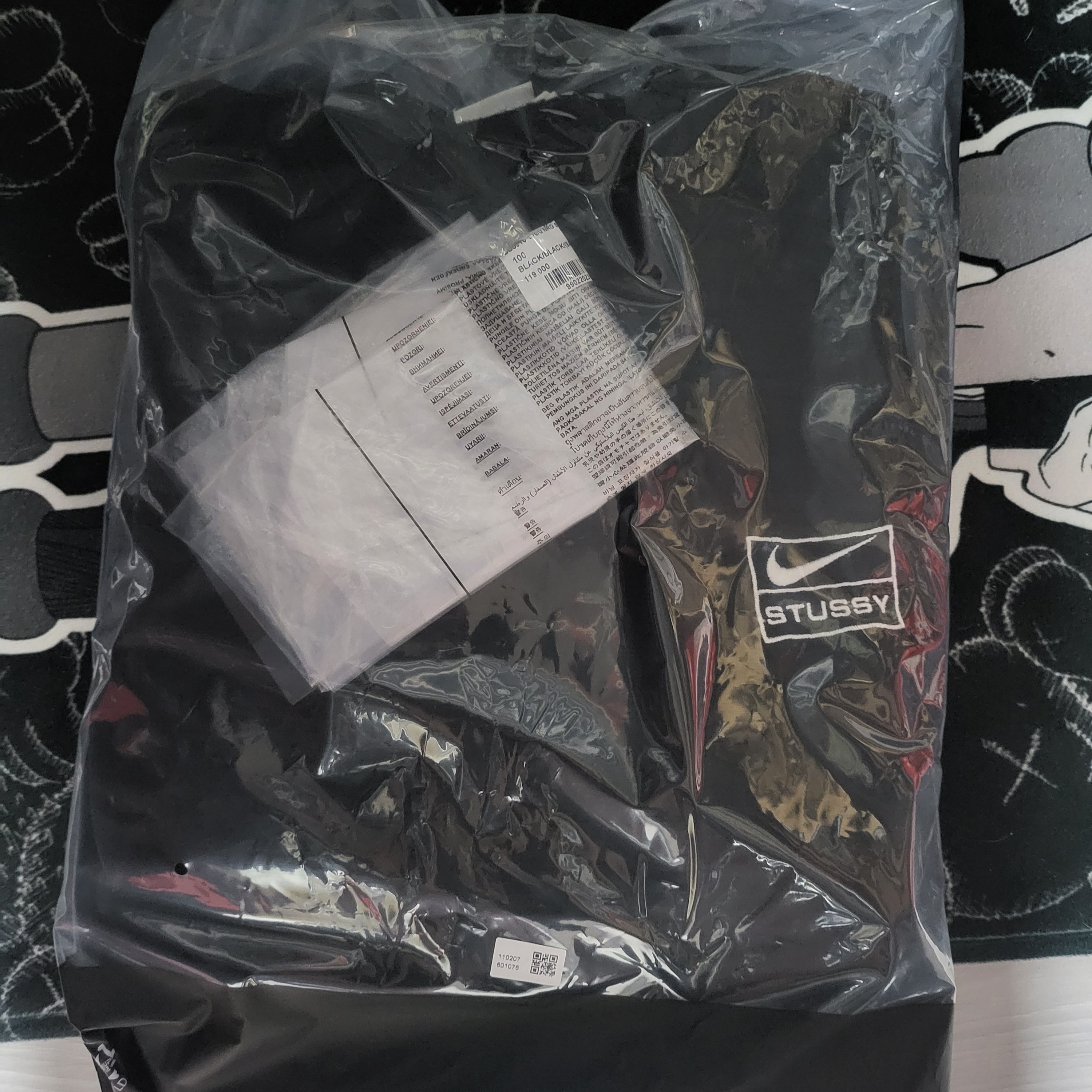 Nike x Stussy NRG Washed Fleece Crewneck Black (DO5310-010) 착용 스타일