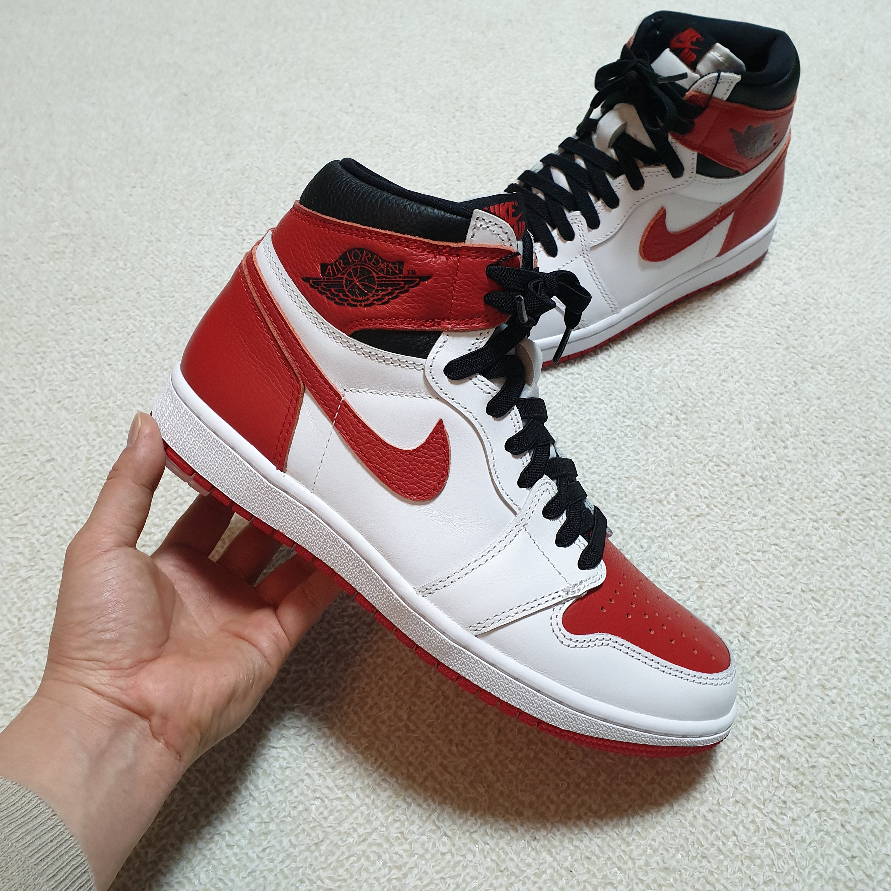 Jordan 1 Retro High OG Heritage 착용 스타일