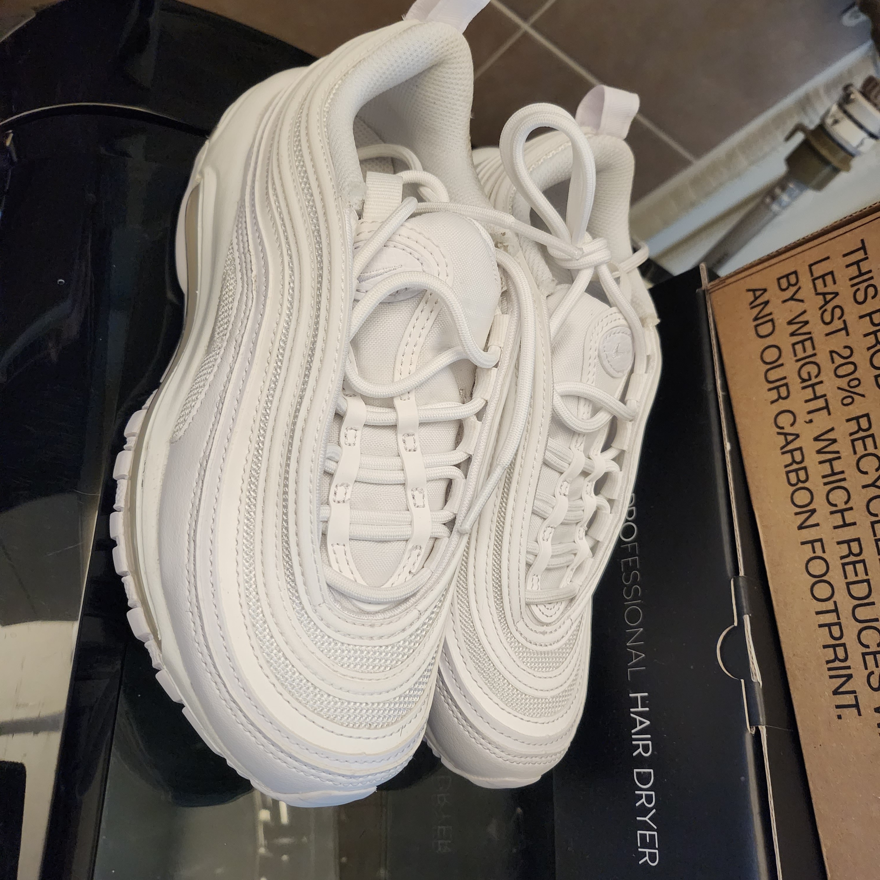 (W) Nike Air Max 97 Next Nature White 착용 스타일 - 2