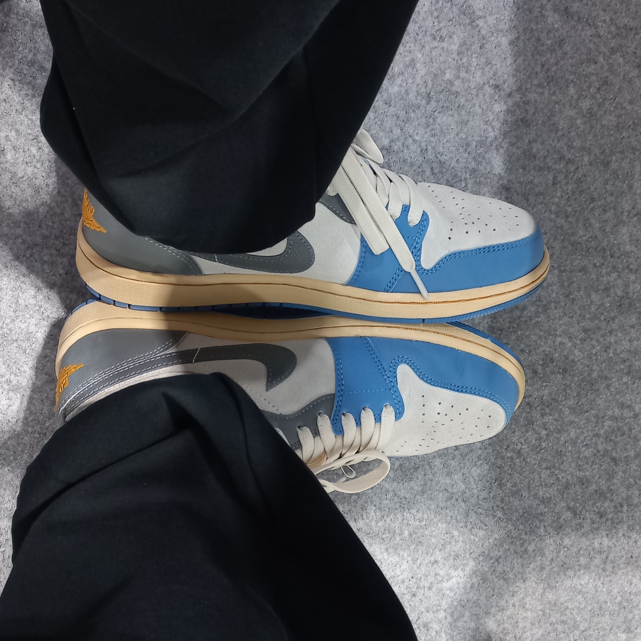 Jordan 1 Low SE Tokyo 96 착용 스타일