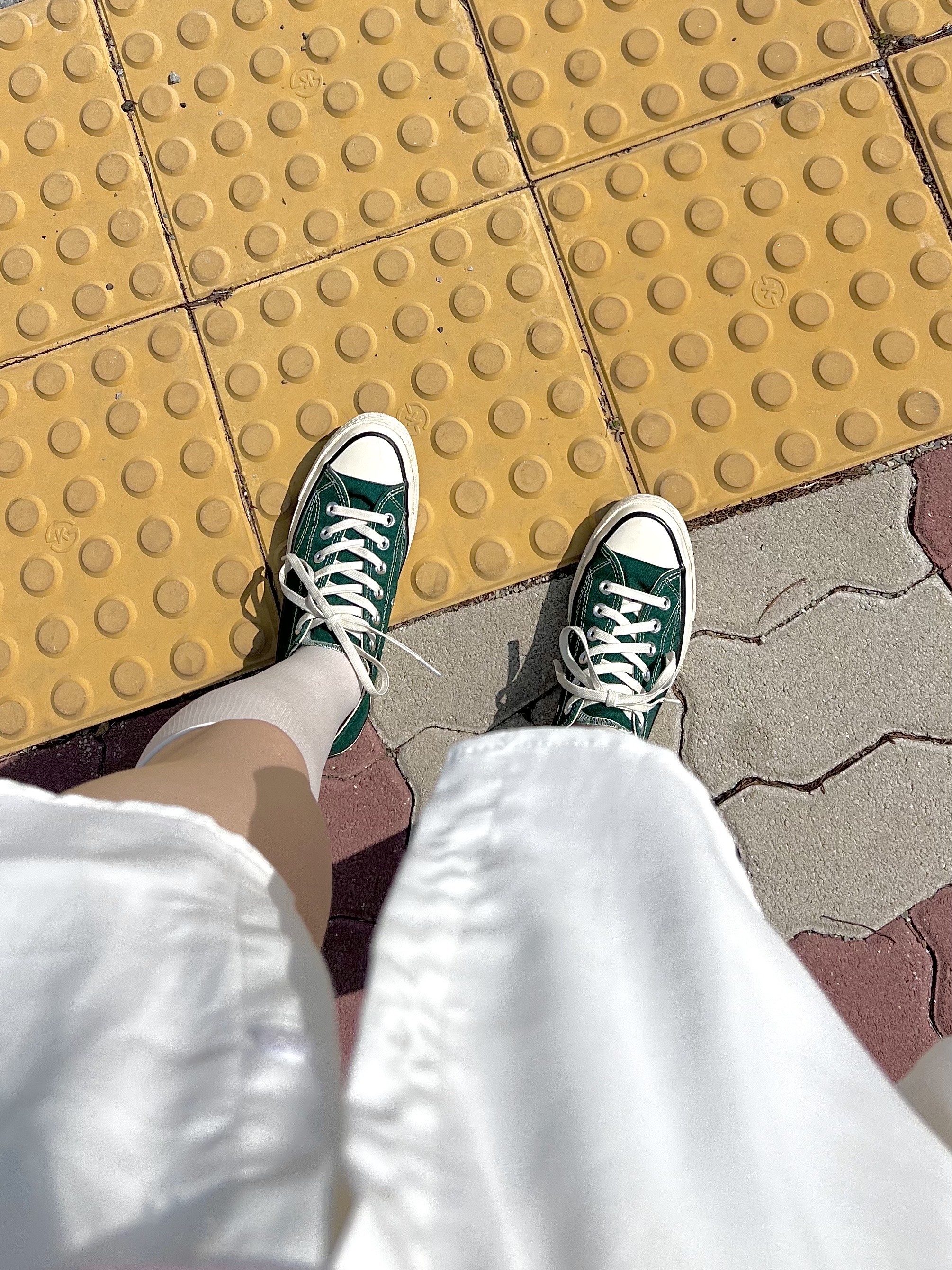 Converse Chuck 70 Ox Midnight Clover 착용 스타일 - 2