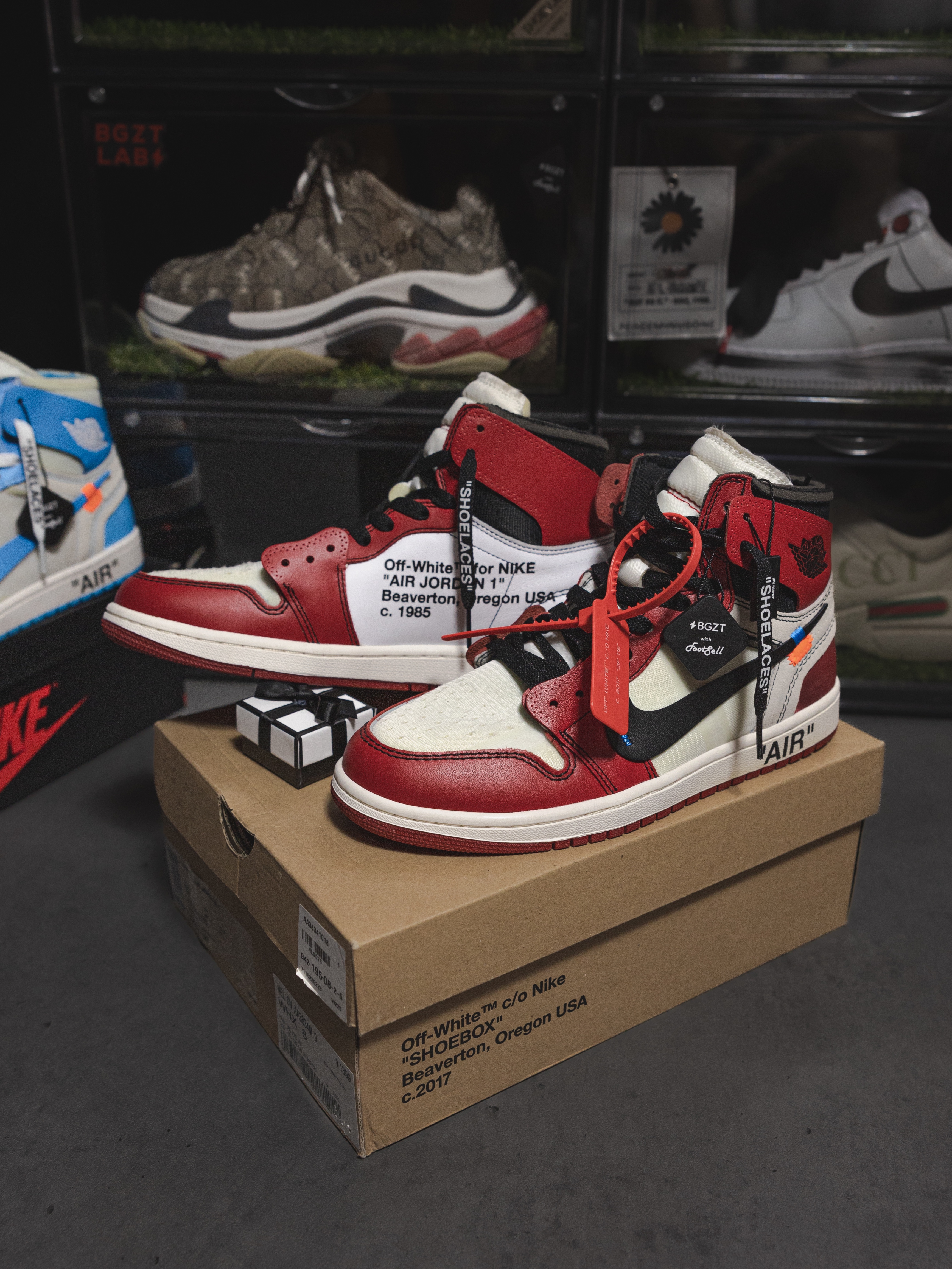 Jordan 1 x Off-White Retro High University Blue, Jordan 1 x Off-White Retro High Chicago The Ten 착용 스타일 - 2