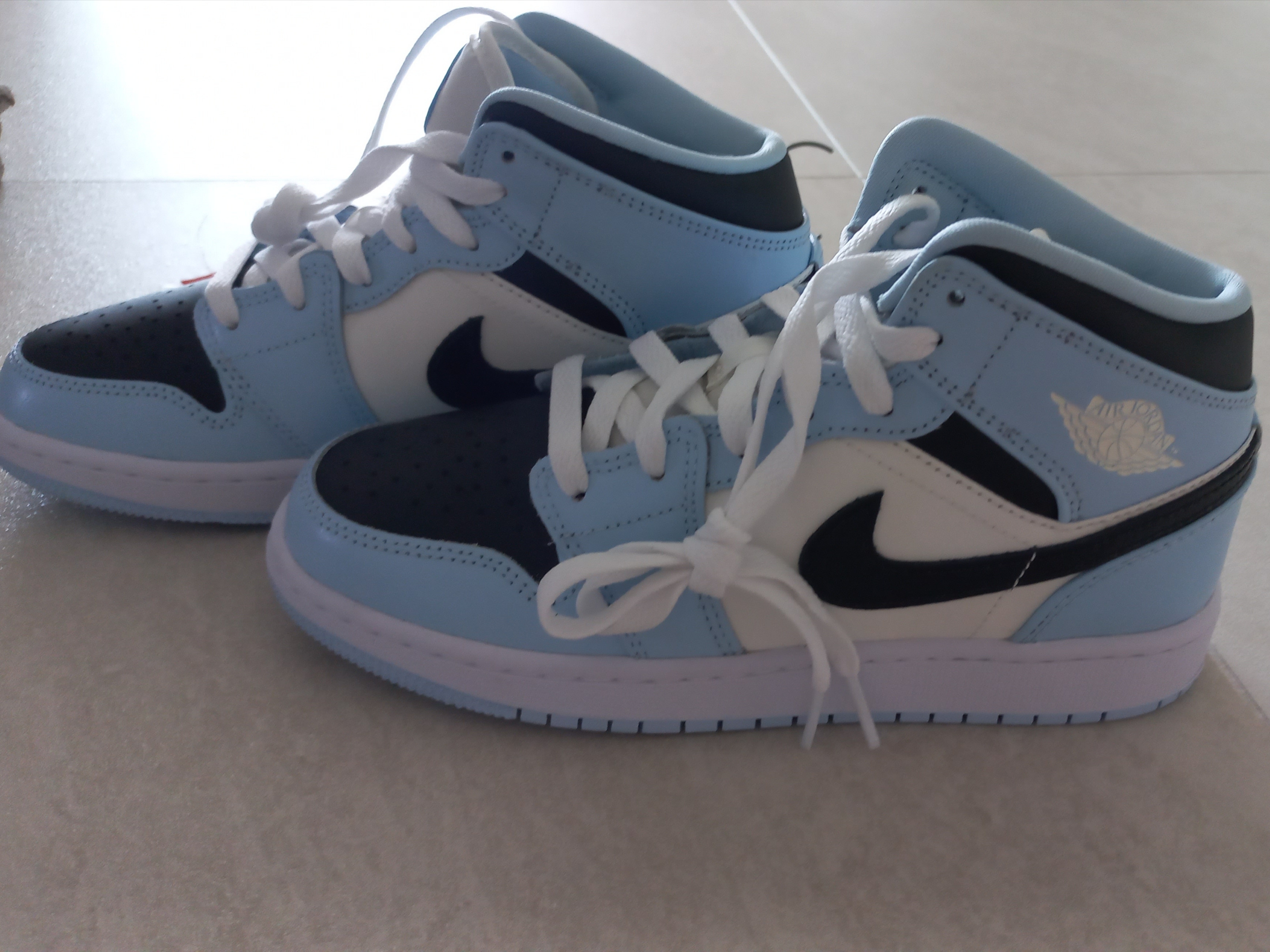 (GS) Jordan 1 Mid Ice Blue Black 착용 스타일