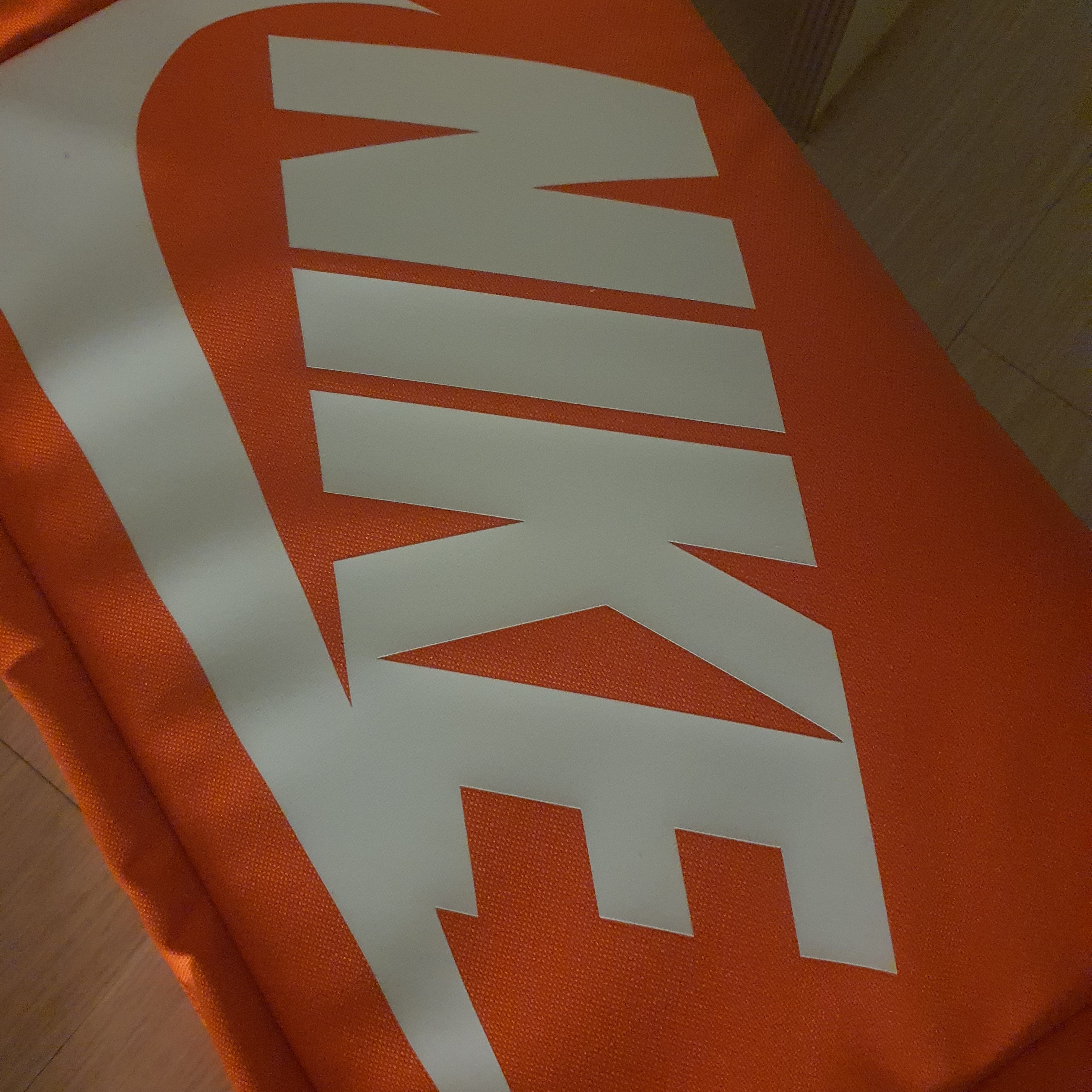 Nike Shoebox Bag 12L Orange White 착용 스타일