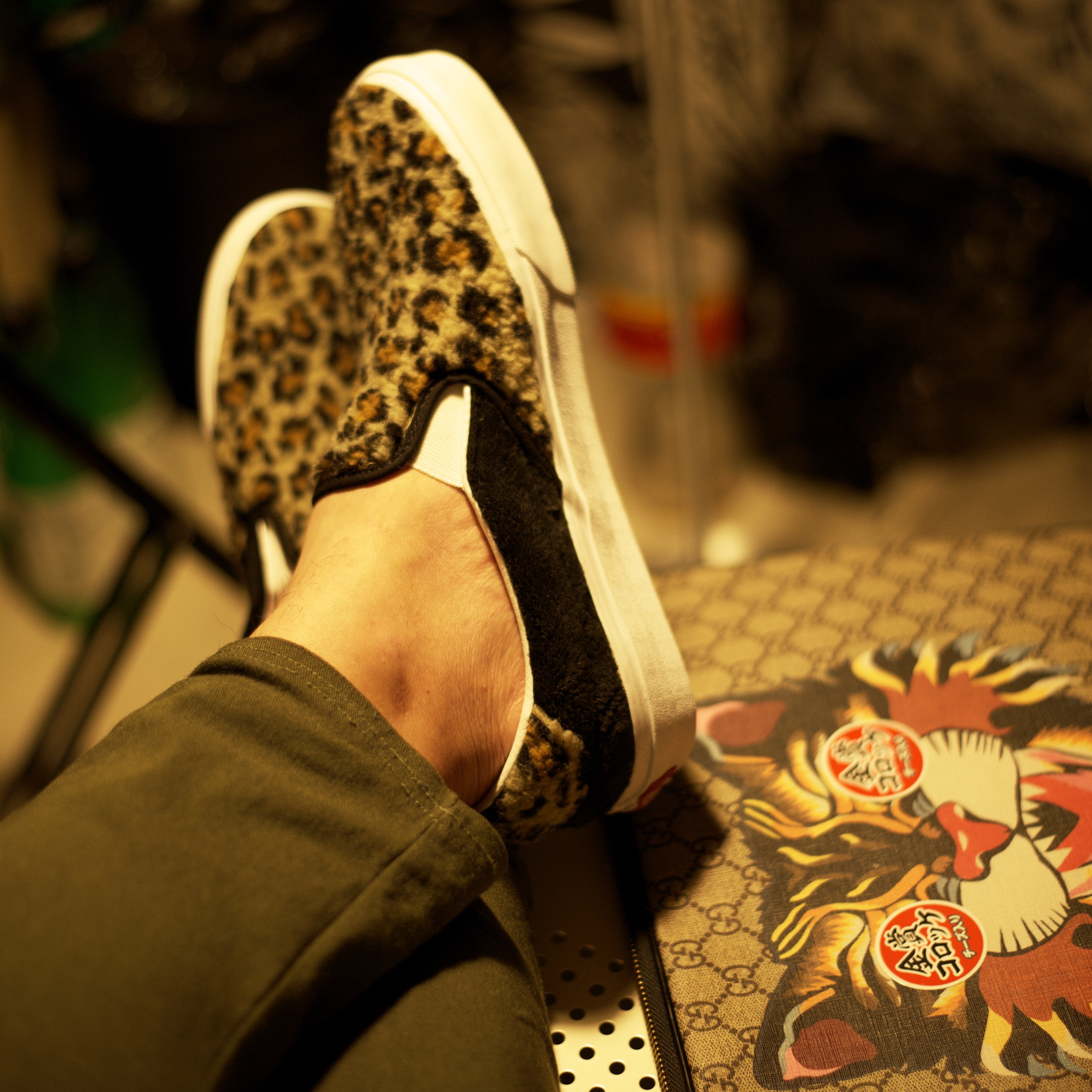 Vans Slip-On 59 Sherpa Leopard Black 착용 스타일