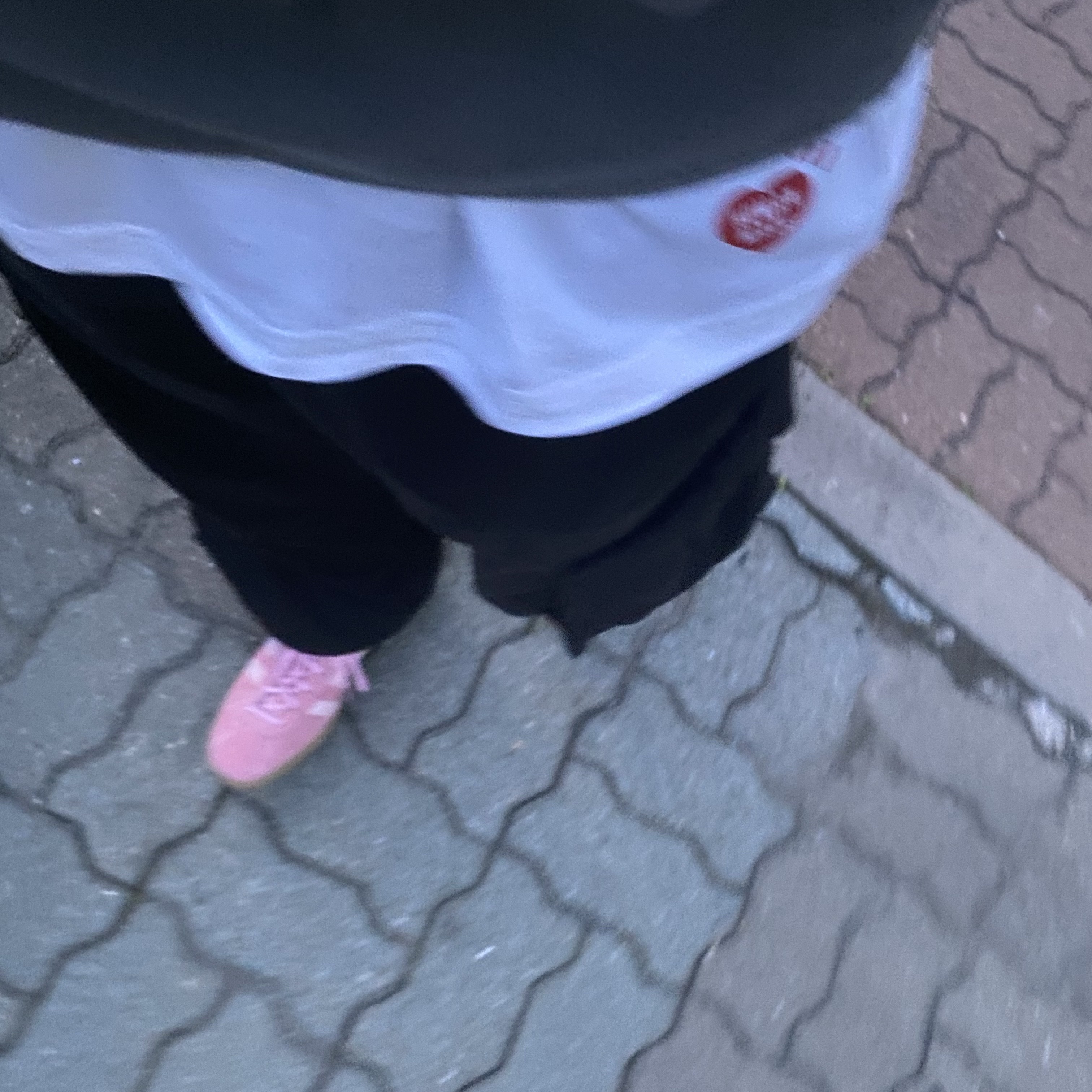 Human Made T-Shirts White (3 Pack), Adidas Bermuda Glow Pink 착용 스타일