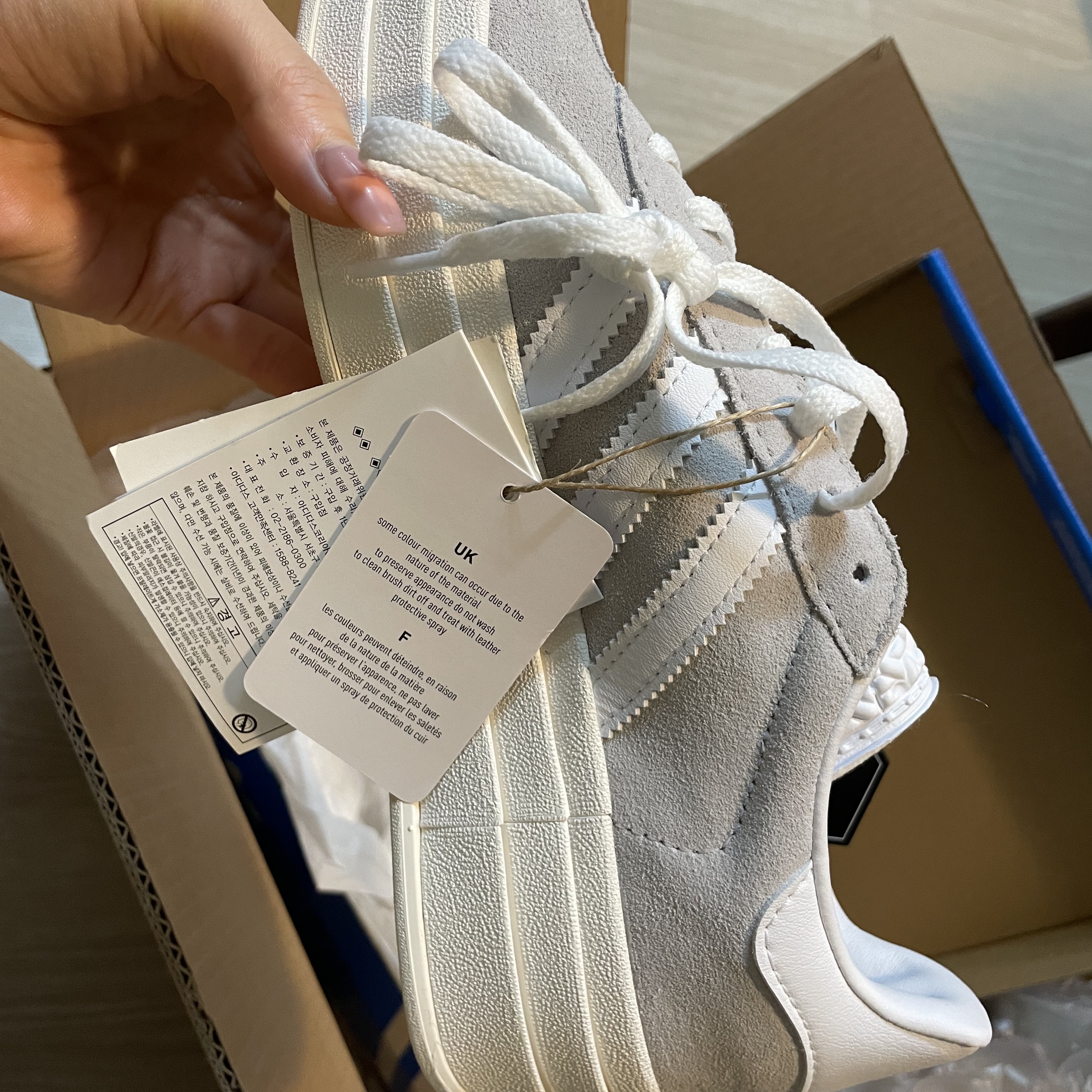 (W) Adidas Gazelle Bold Grey Cloud White 착용 스타일 - 3