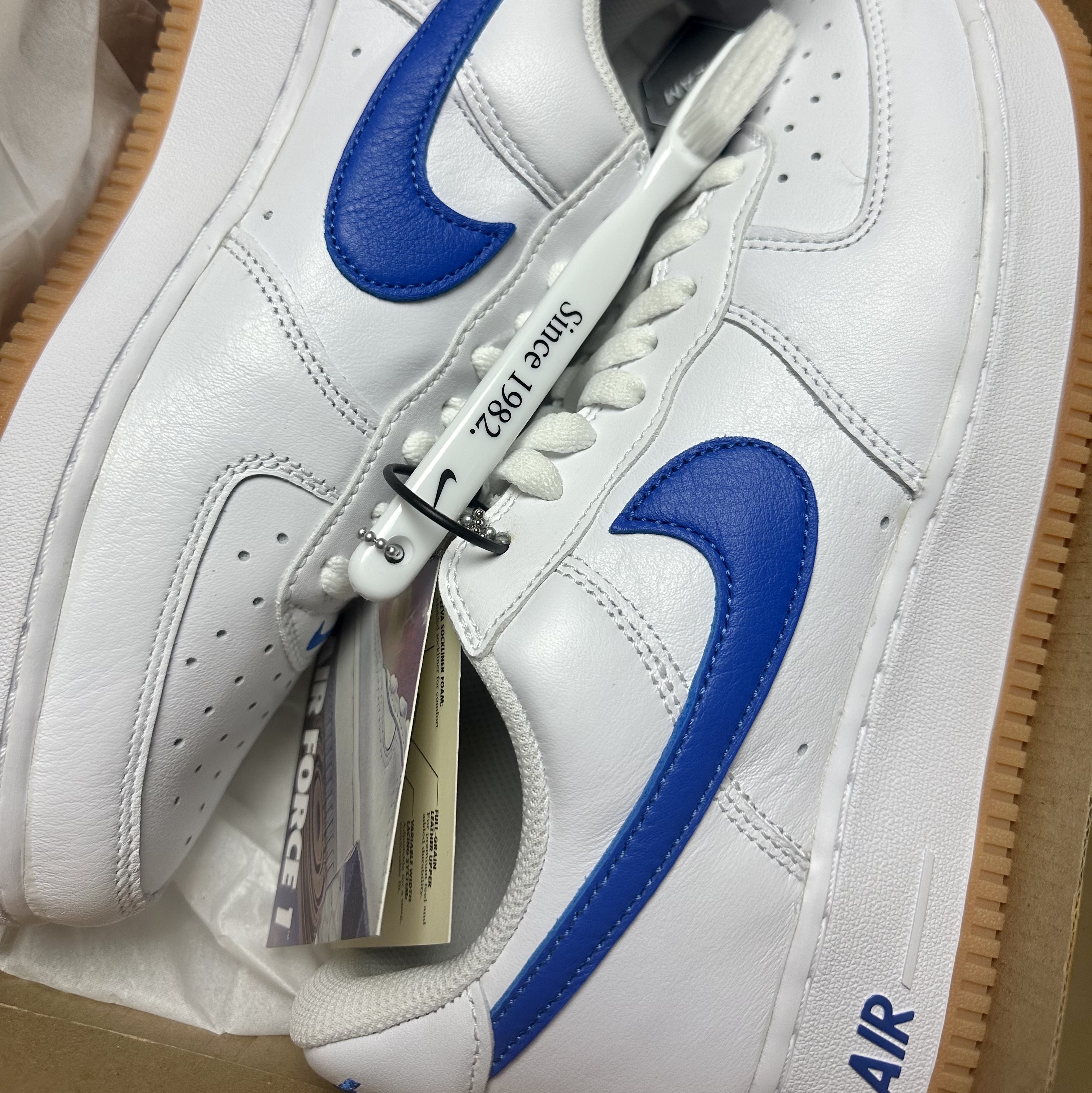 Nike Air Force 1 Low Retro Color of the Month Varsity Royal 착용 스타일