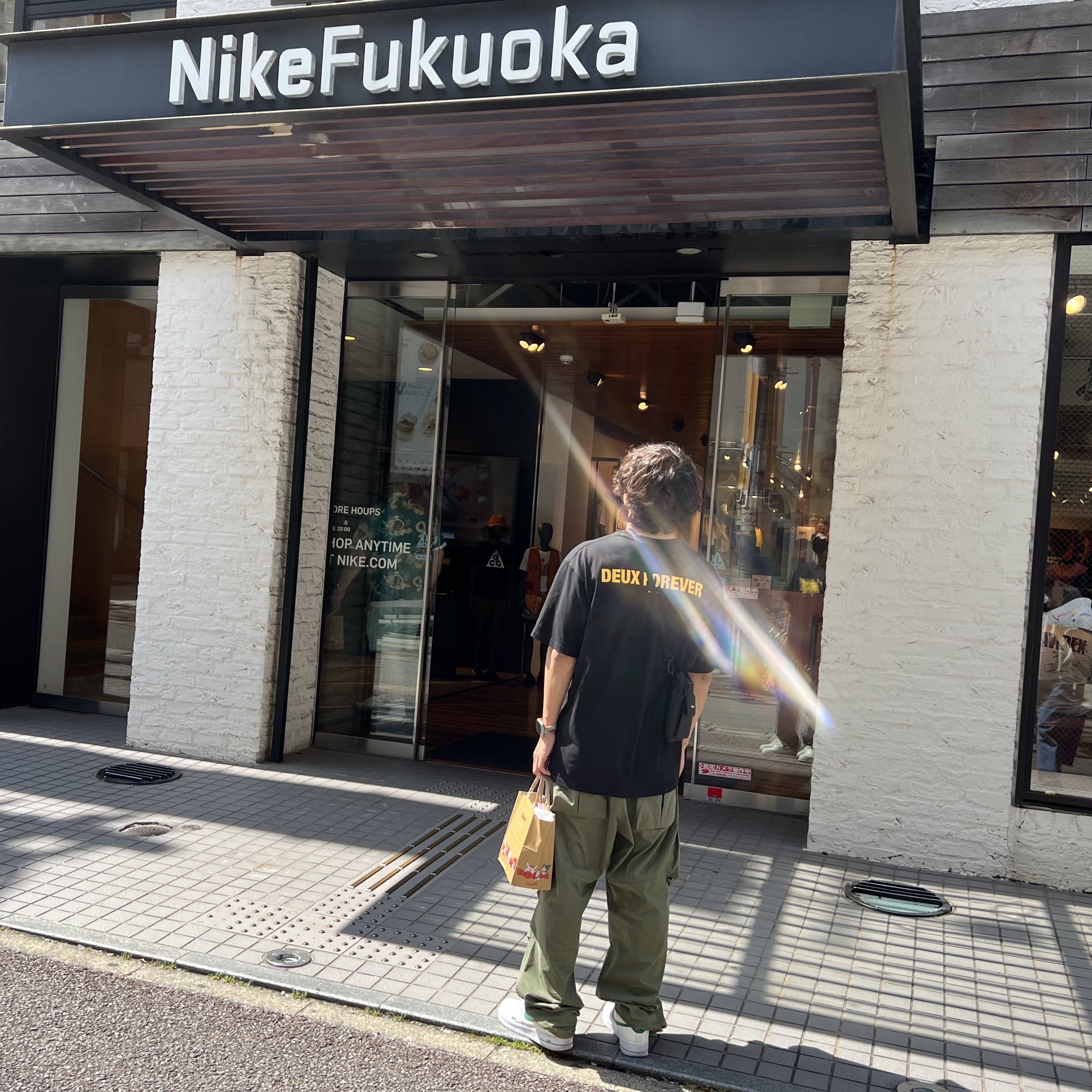 Supreme Shoulder Bag Black - 19FW, Nike Air Force 1 '07 LV8 40th Anniversary Join Forces Sail Malachite 착용 스타일