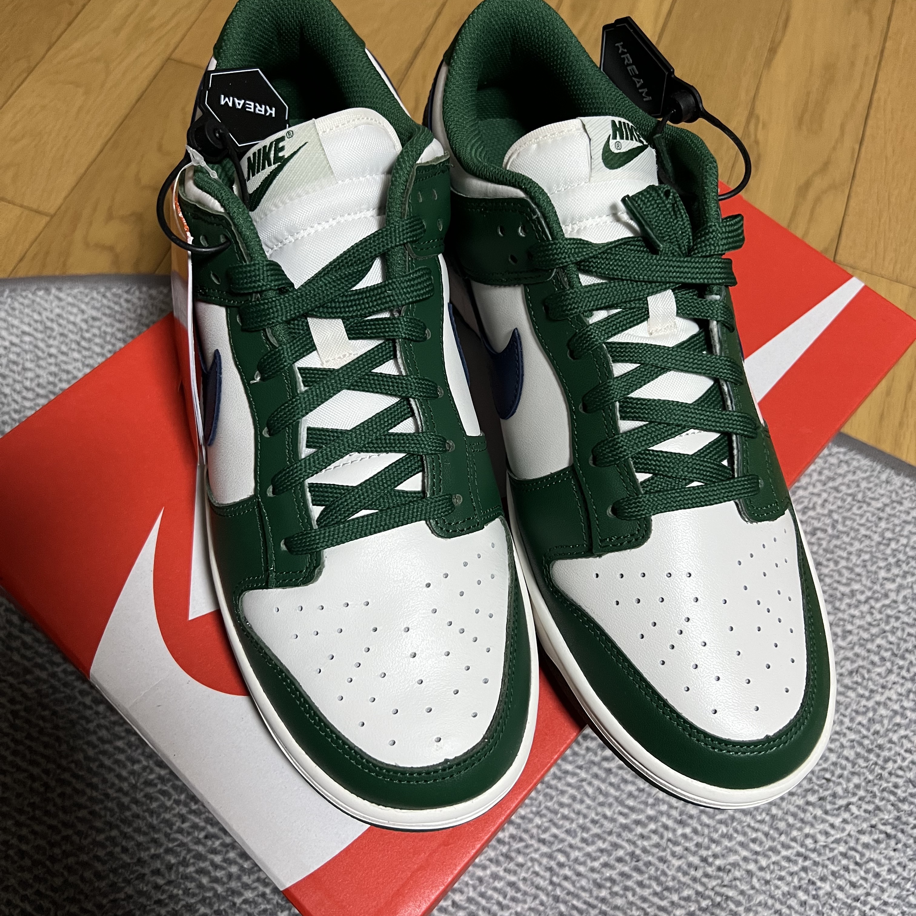 (W) Nike Dunk Low Gorge Green 착용 스타일