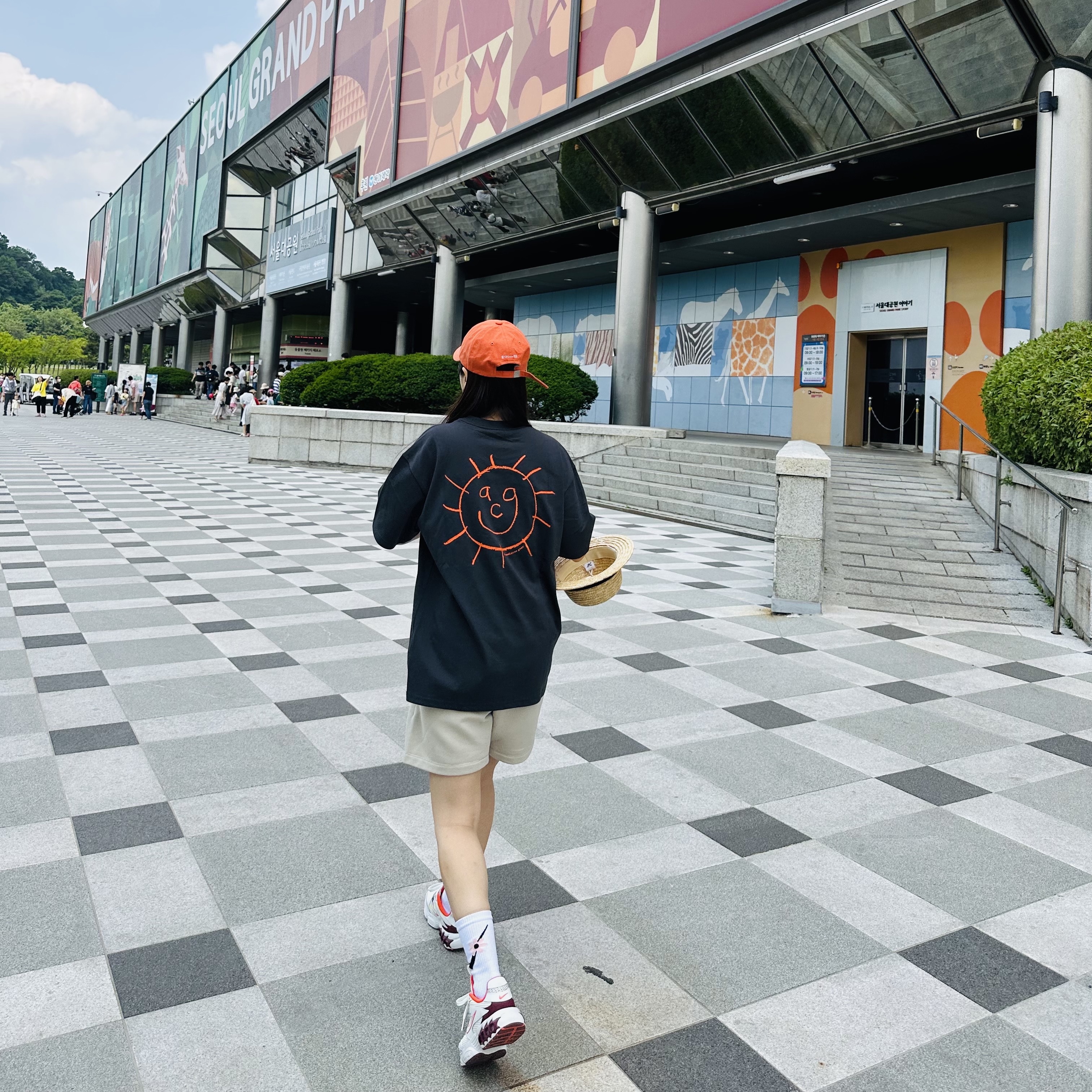 Nike ACG Sunshine T-Shirt Dark Smoke Grey - Asia, (W) Nike Zoom Air Fire Dark Beetroot 착용 스타일 - 2