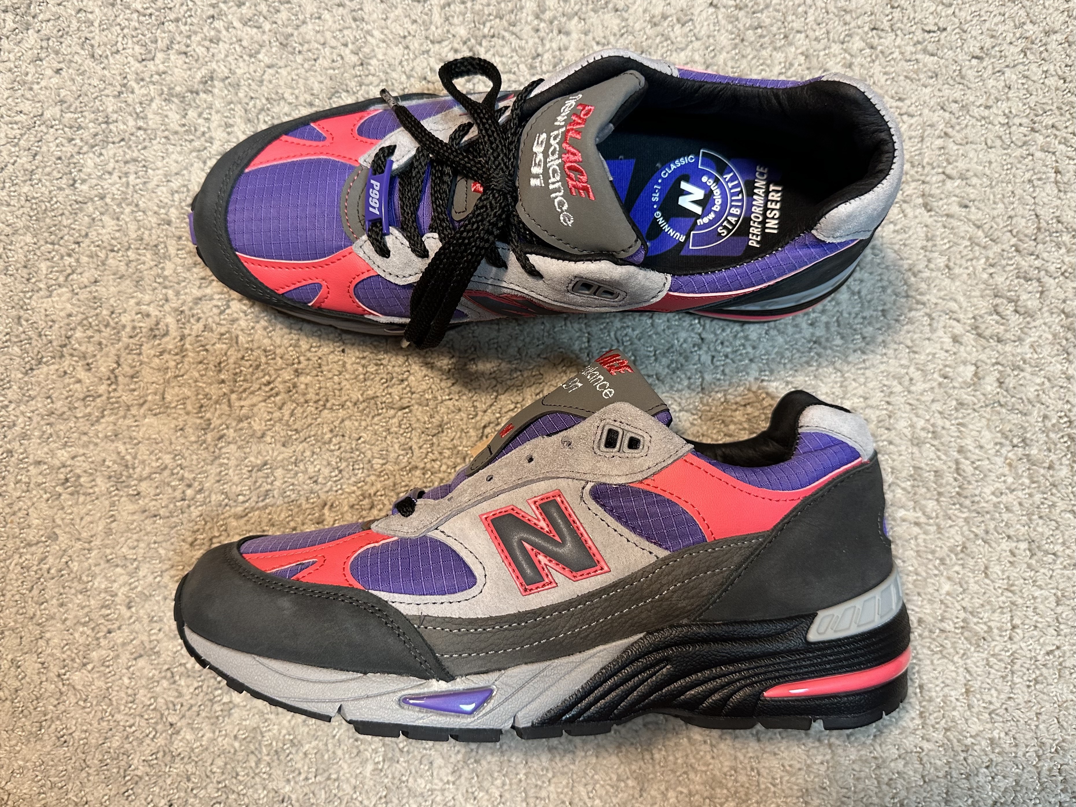 New Balance x Palace 991 Made in UK Black Ultra Violet 착용 스타일 - 2