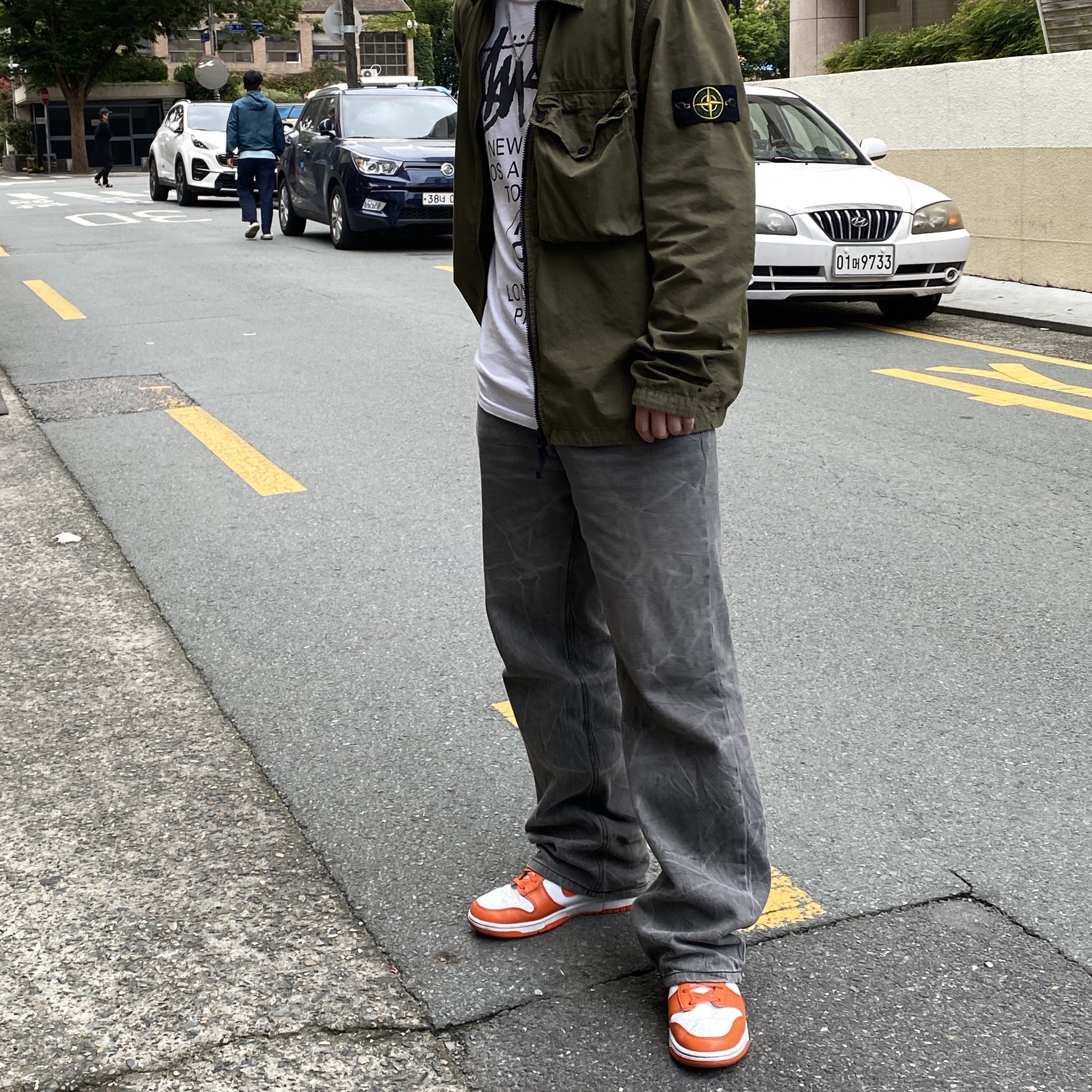 Nike Dunk High Retro Orange Blaze, Stone Island 114WN T.CO+OLD Overshirt Olive Green - 22SS 착용 스타일
