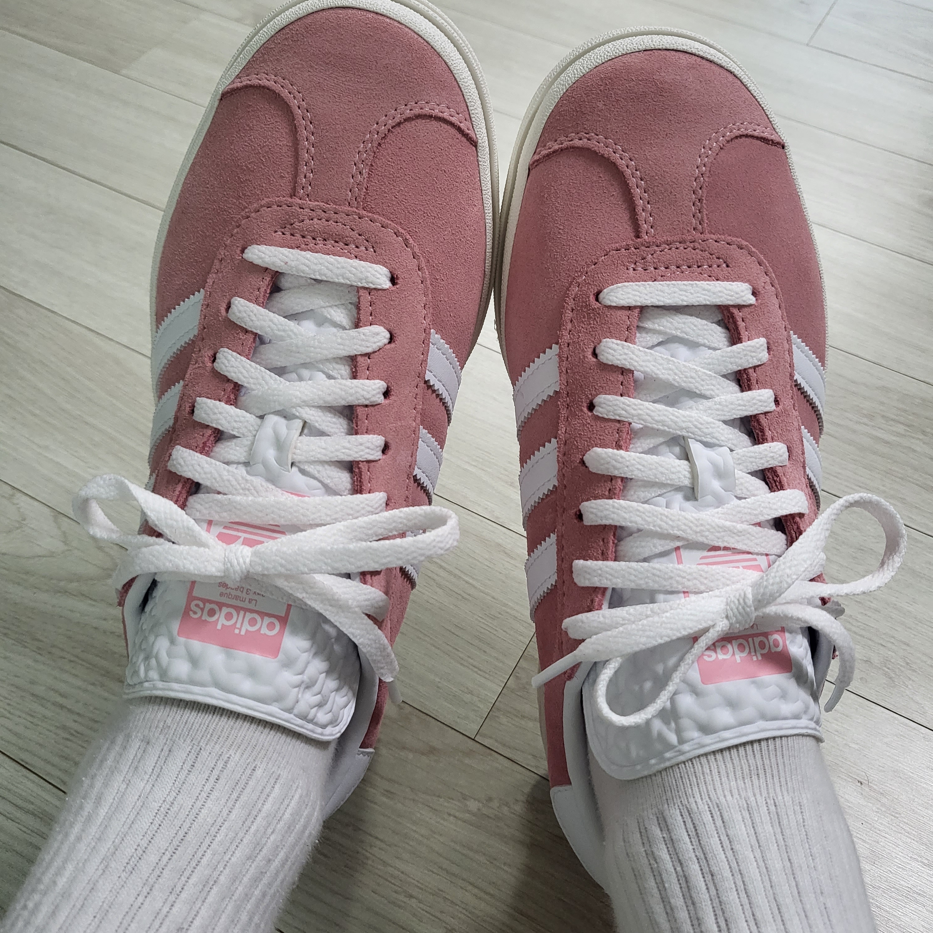(W) Adidas Gazelle Bold Super Pop 착용 스타일