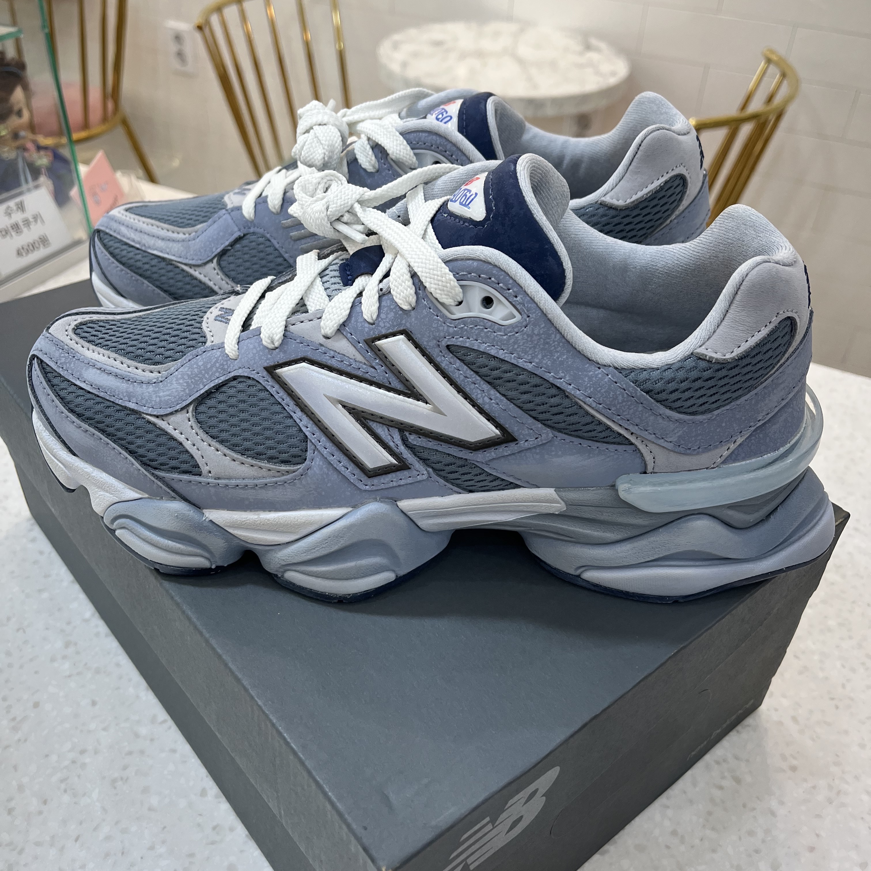 New Balance 9060 Arctic Grey Steel 착용 스타일 - 2