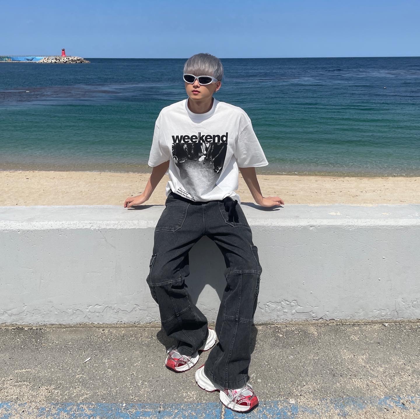 Balenciaga 3XL Sneakers White Red 착용 스타일 - 1
