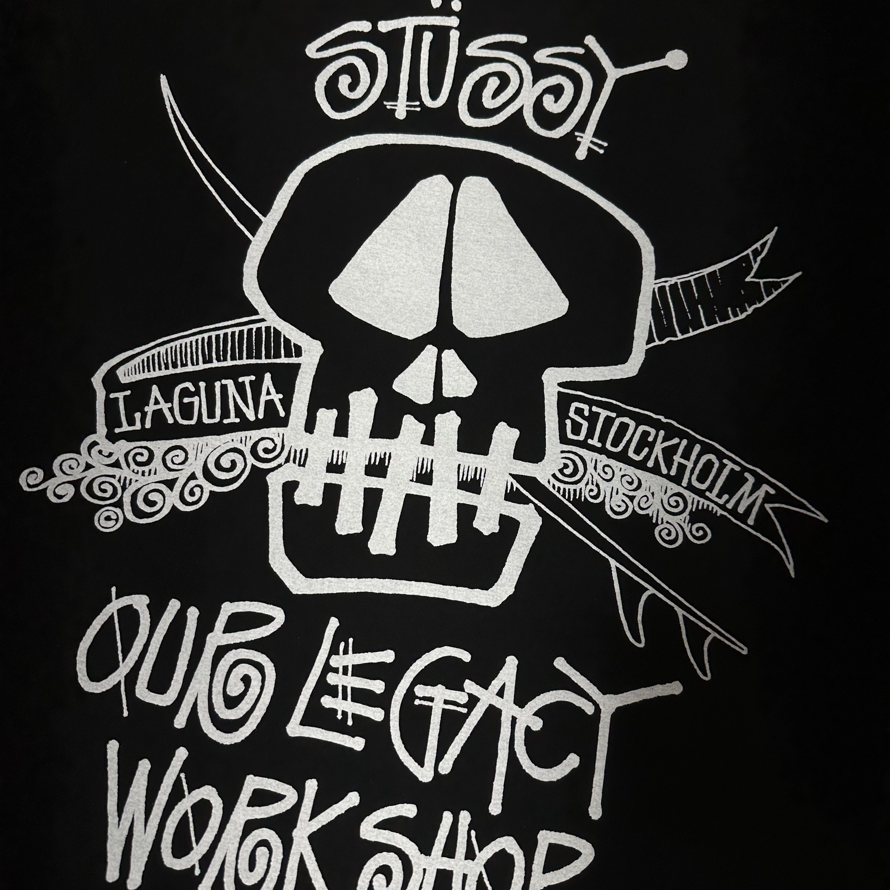 Stussy x Our Legacy Work Shop Surf Skull Pigment Dyed T-Shirt Black 착용 스타일