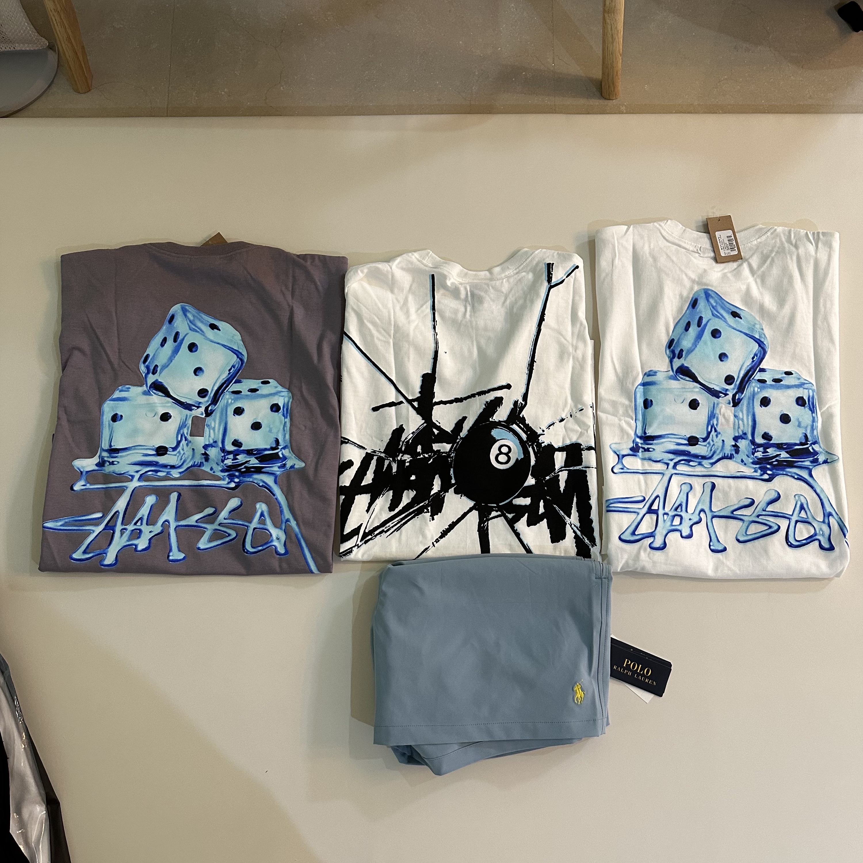 Stussy Melted T-Shirt White, Stussy Melted T-Shirt Mauve 착용 스타일