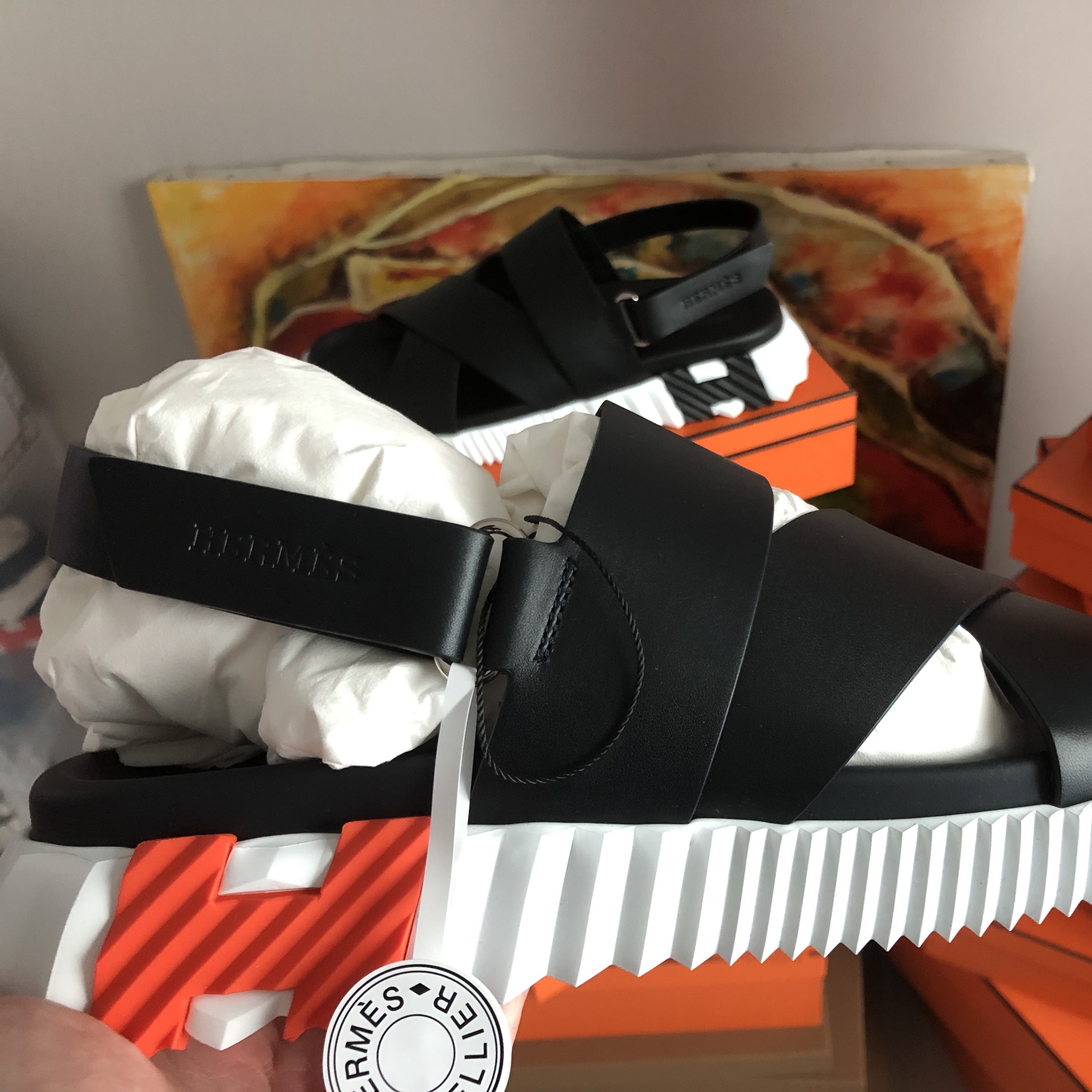 Hermes Electric Sandal Calfskin & Noir, Hermes Electric Sandal Calfskin & Marine 착용 스타일 - 2