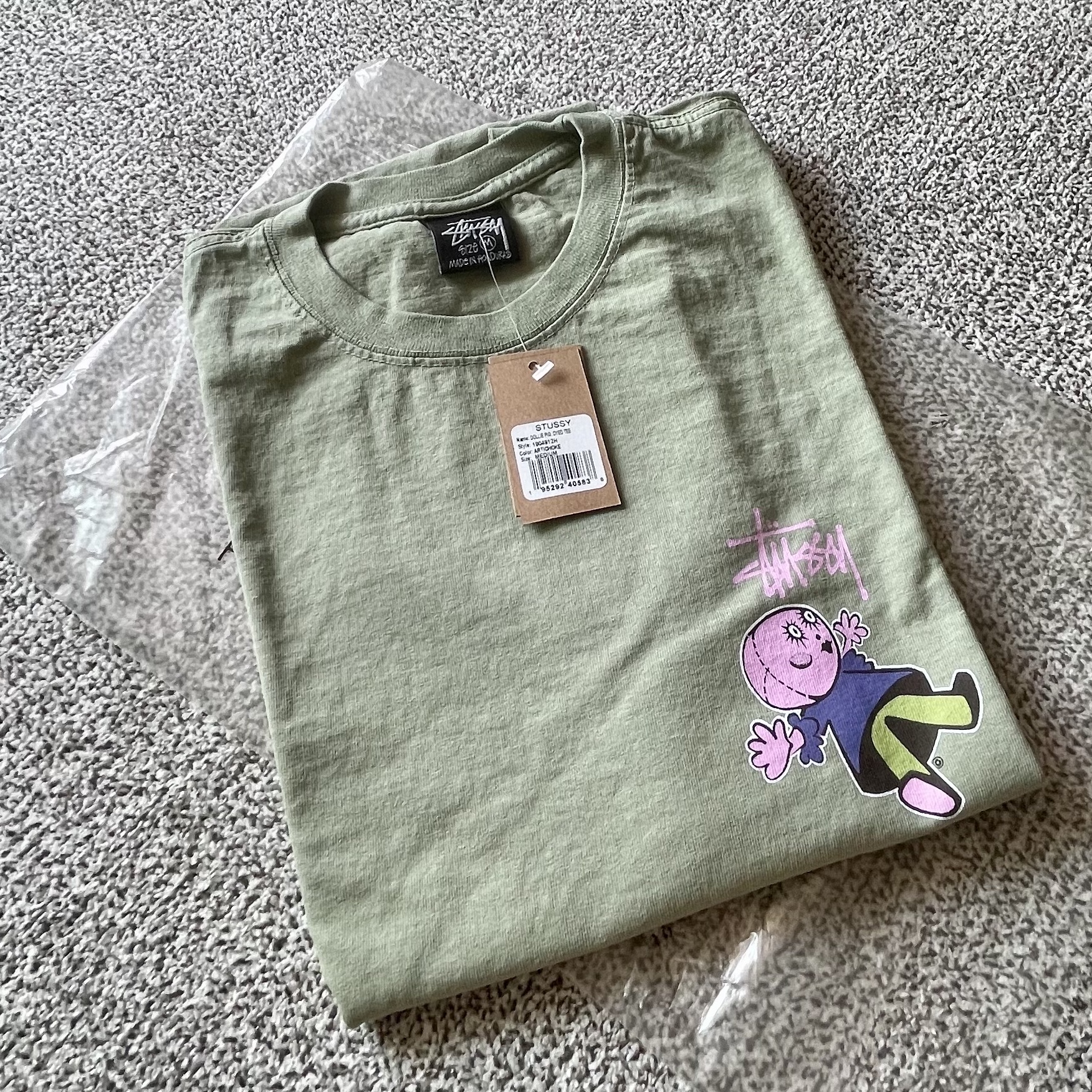Stussy Dollie Pigment Dyed T-Shirt Artichoke 착용 스타일