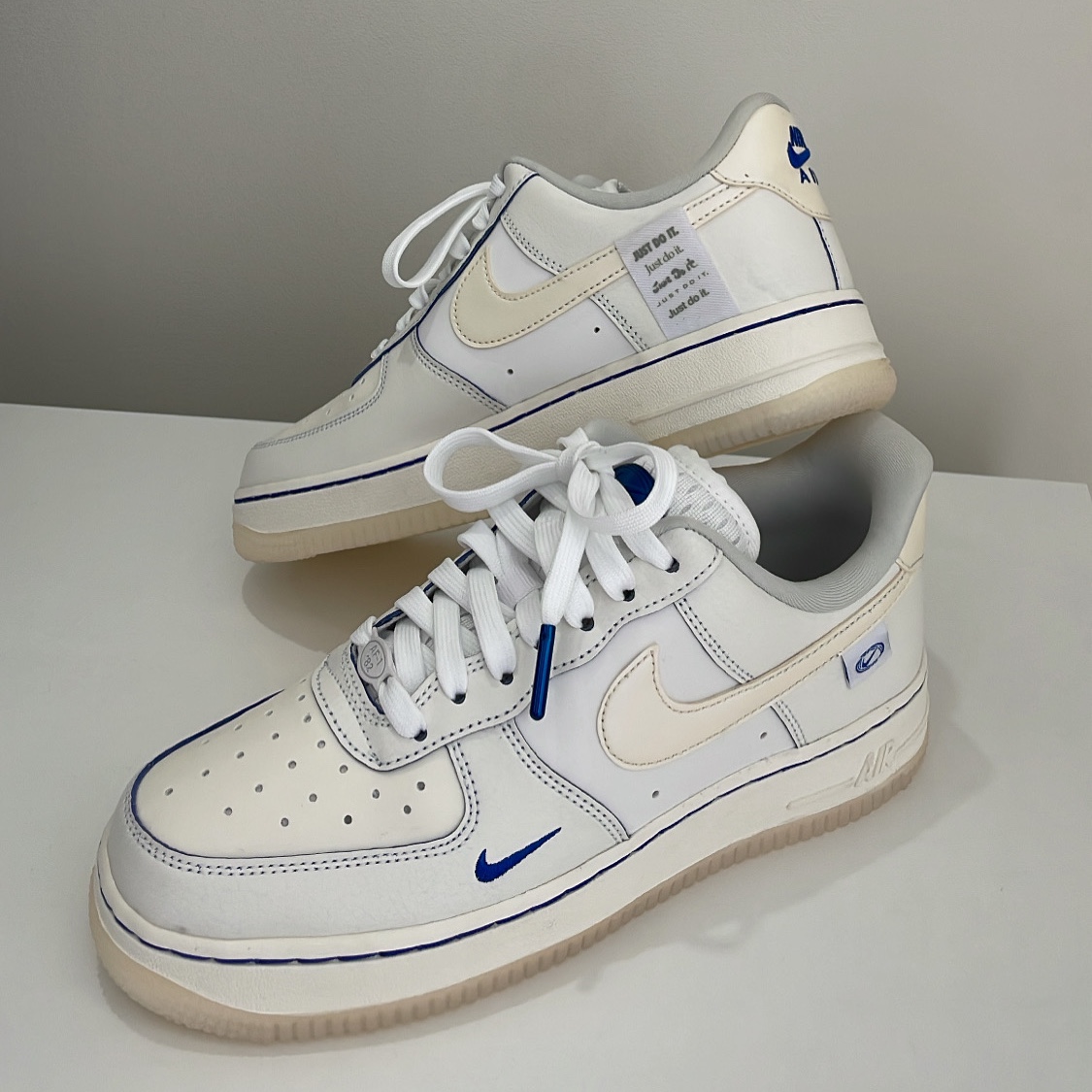 (W) Nike Air Force 1 '07 LX Game Royal Sail 착용 스타일