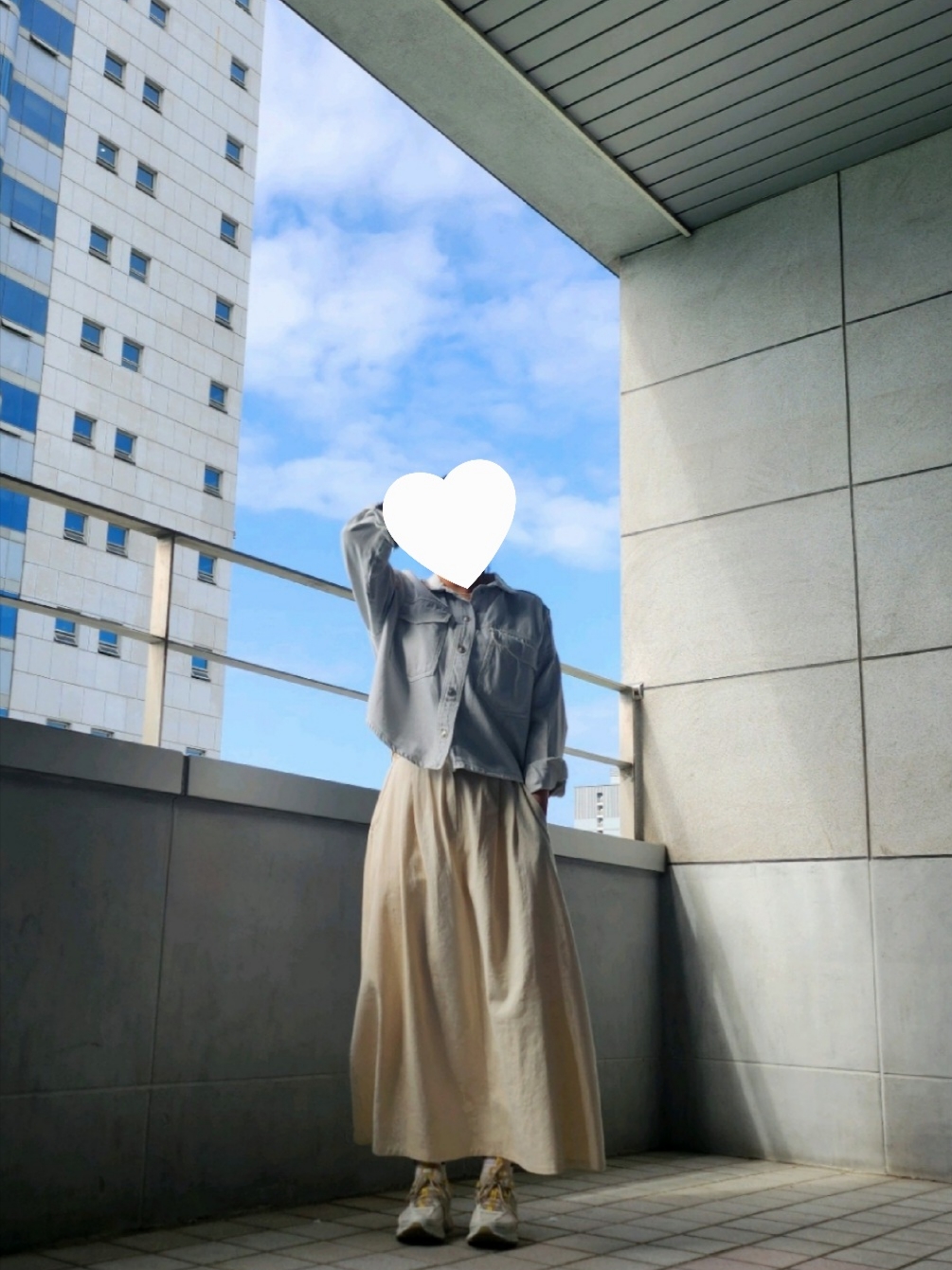 (W) 나이키 줌 보메로 5 라이트 본 착용 스타일 - 1