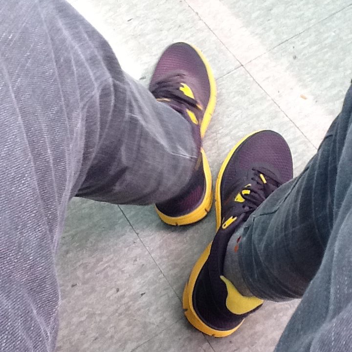 Nike Lunarglide+ 3 LAF Livestrong 착용 스타일 - 2