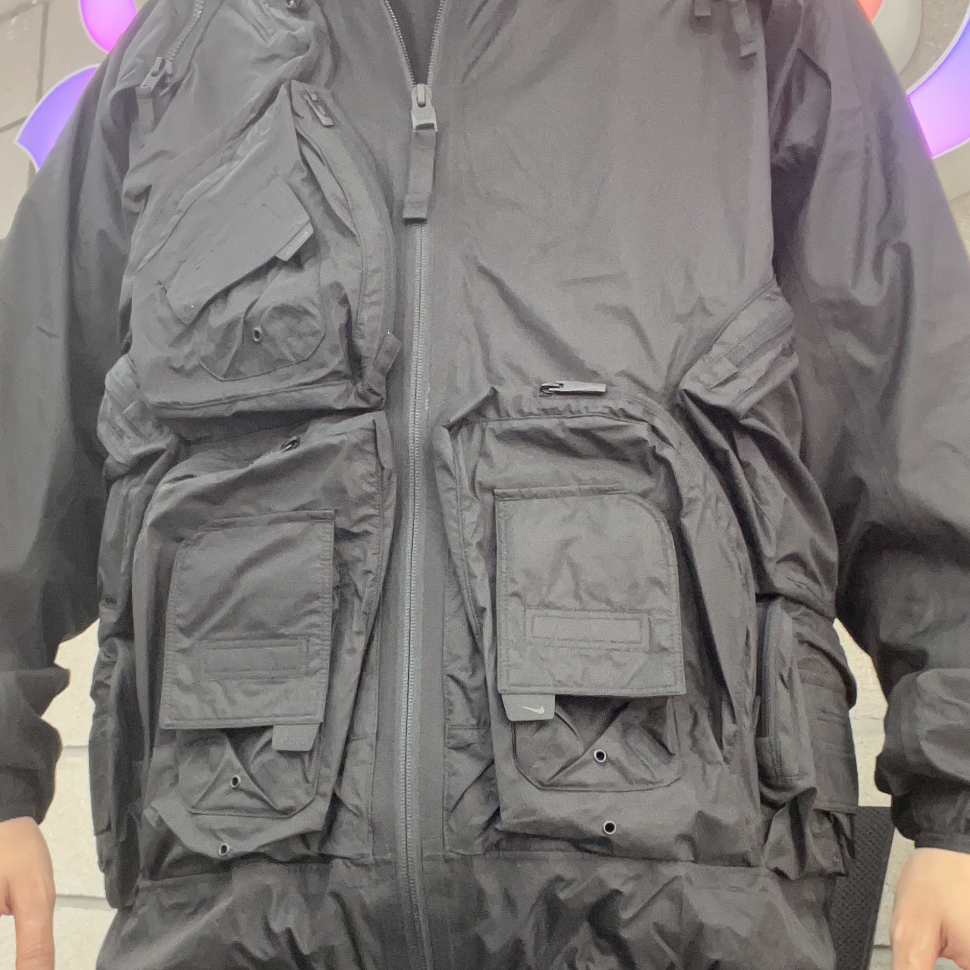 Nike x Drake Nocta NRG LR Track Jacket Black (DR2618-010) 착용 스타일 - 1