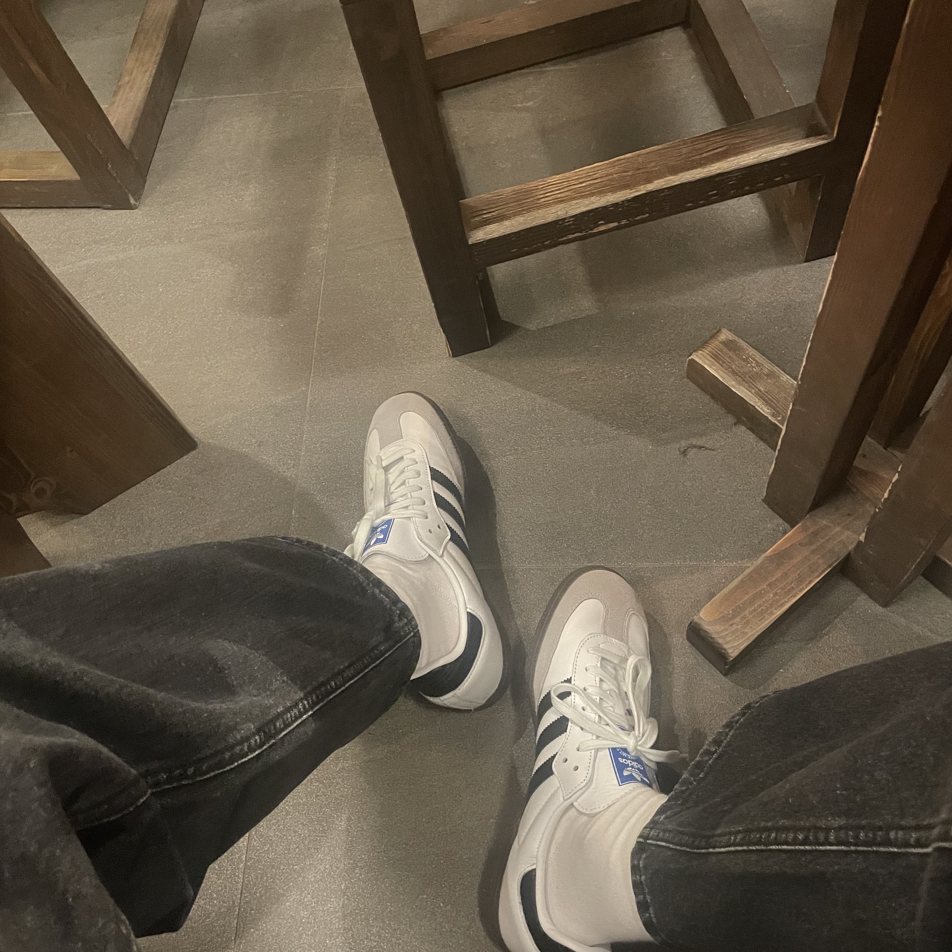 Adidas Samba OG Cloud White 착용 스타일
